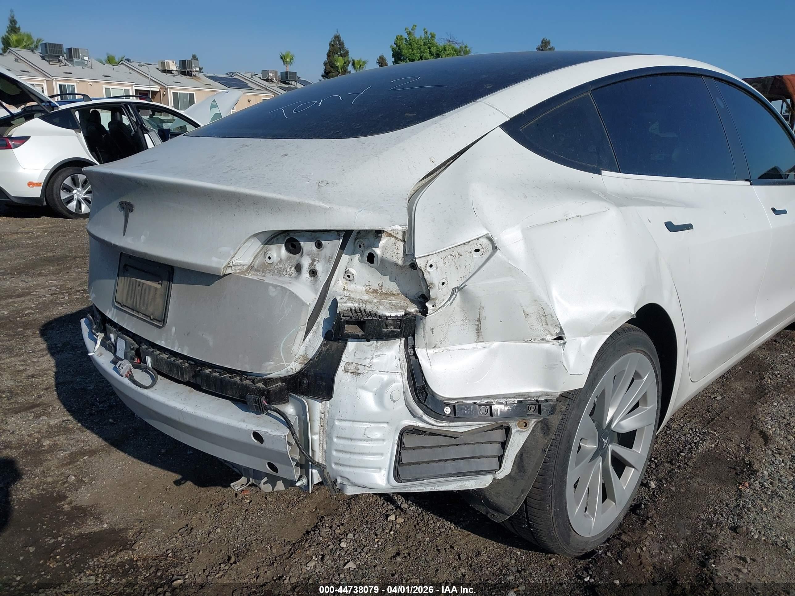 TESLA MODEL image 6