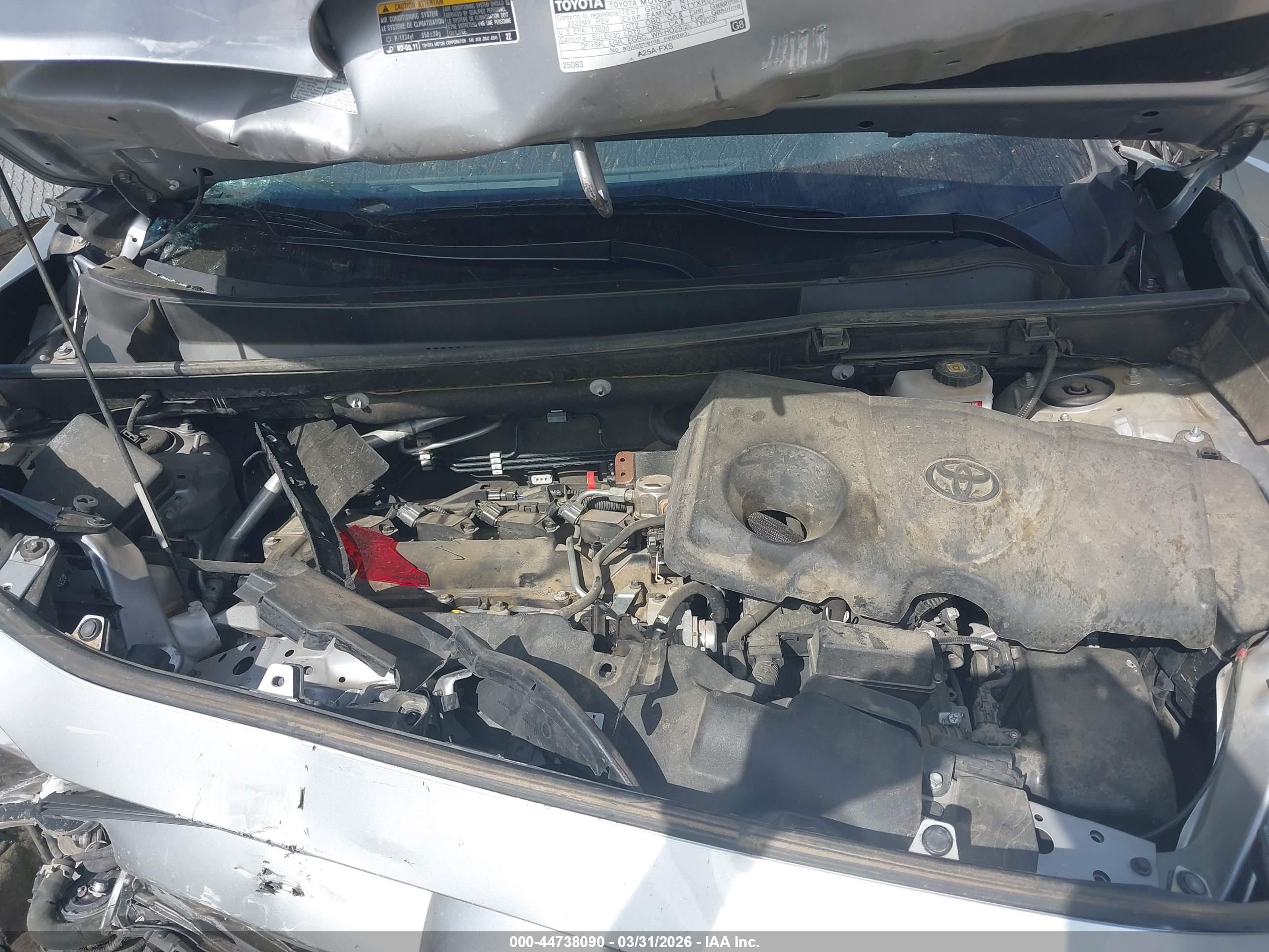 TOYOTA RAV4 image 10