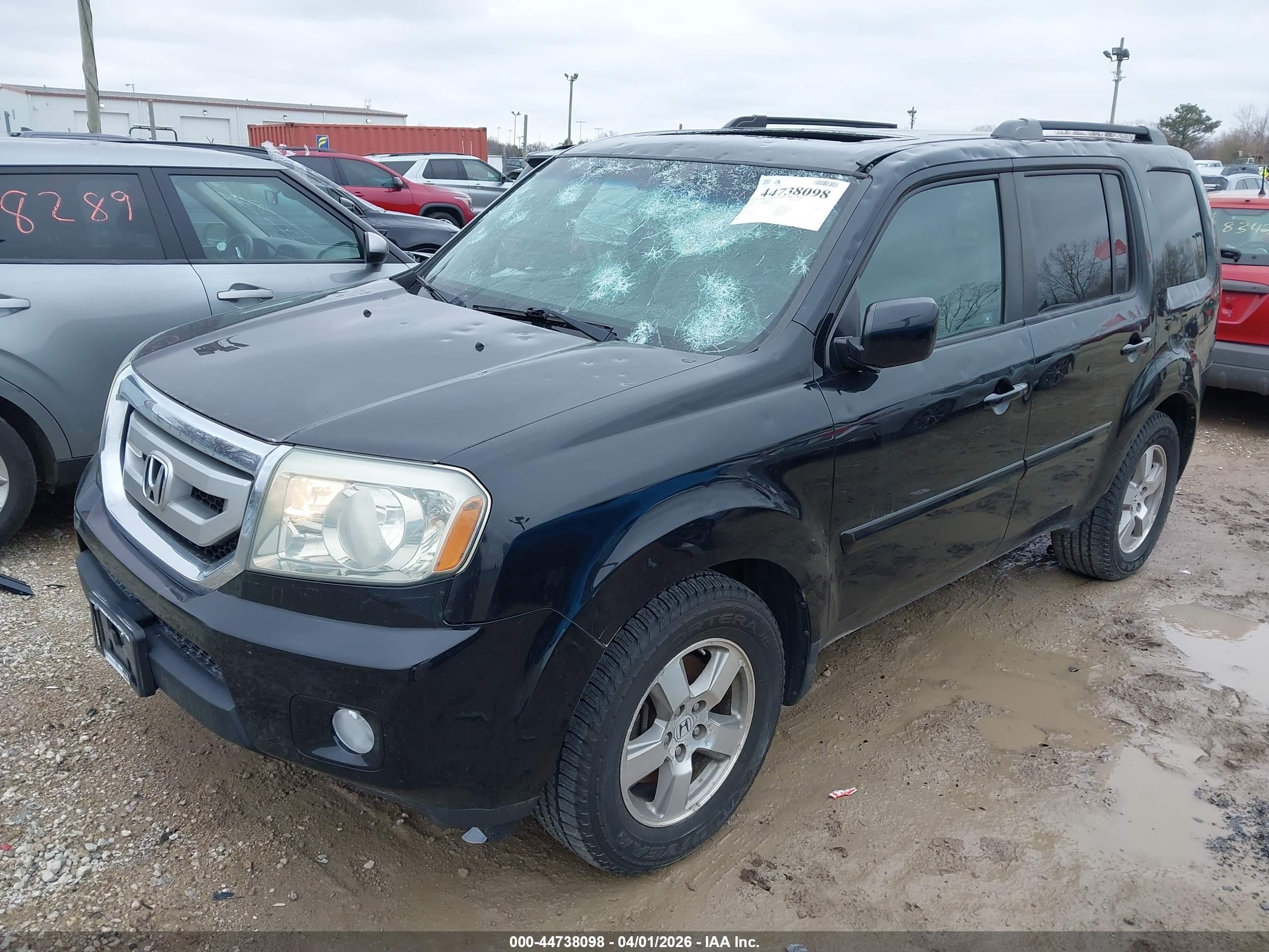 HONDA PILOT image 2
