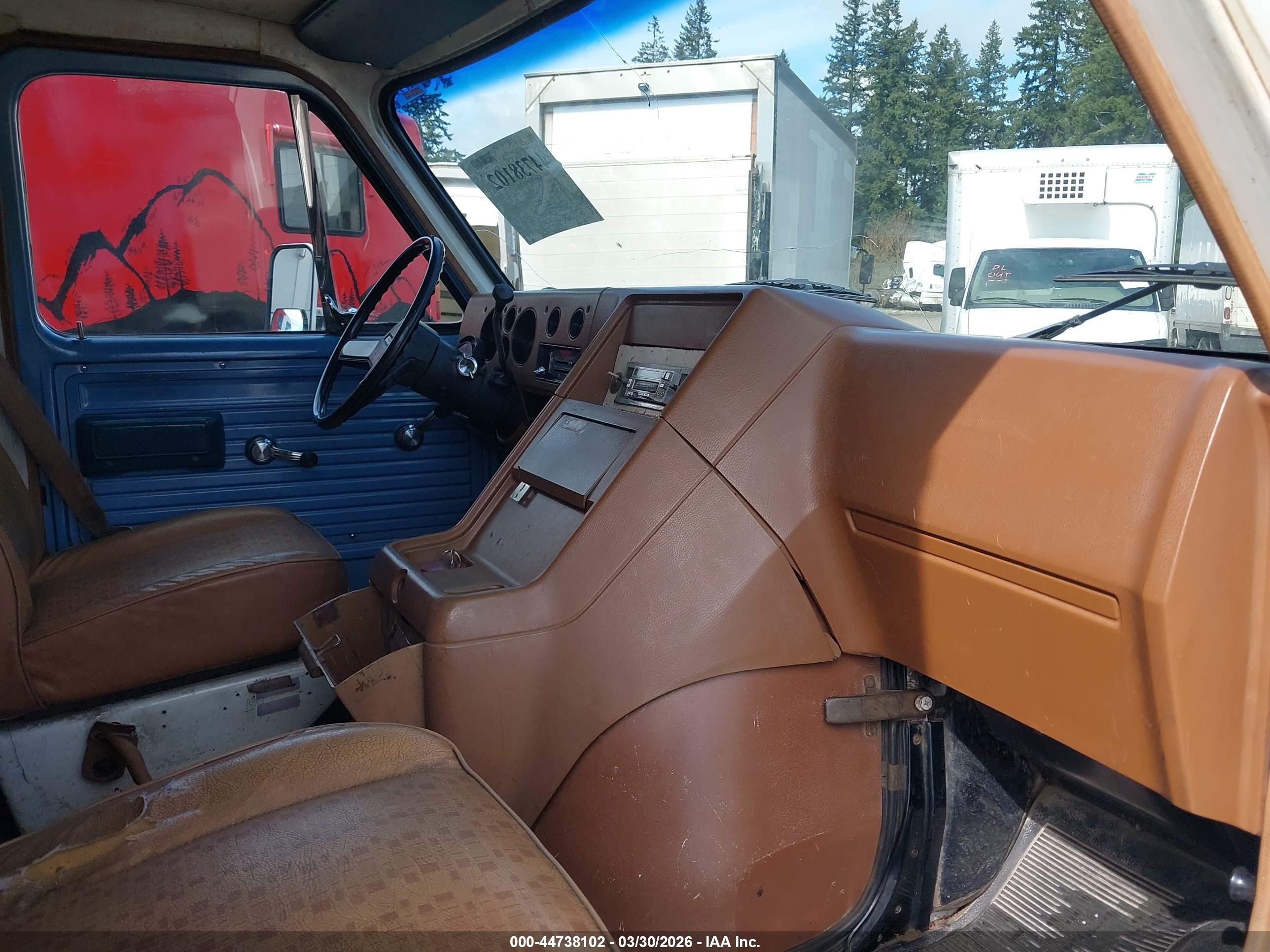 CHEVROLET G30 image 8