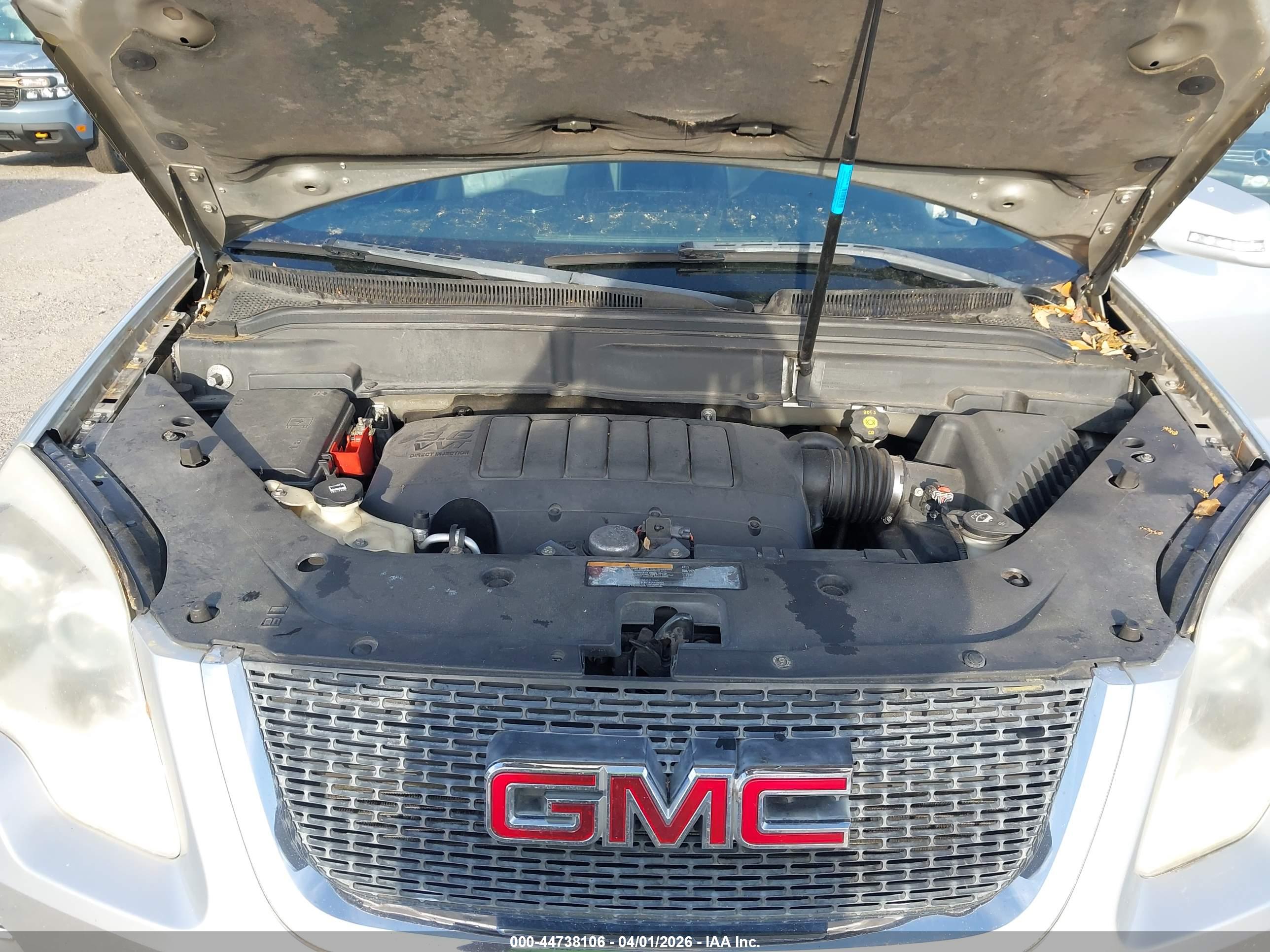 GMC ACADIA image 10