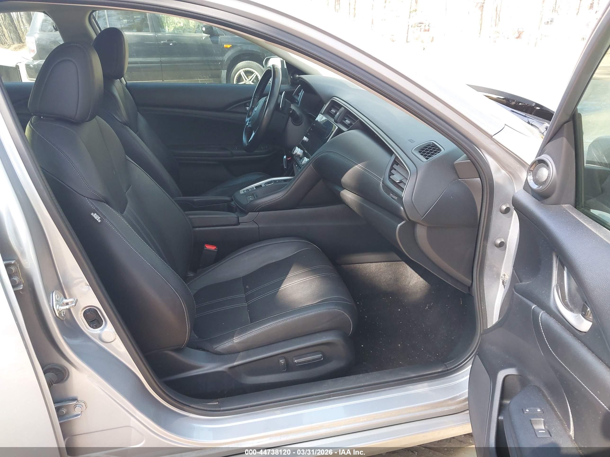 HONDA INSIGHT image 5