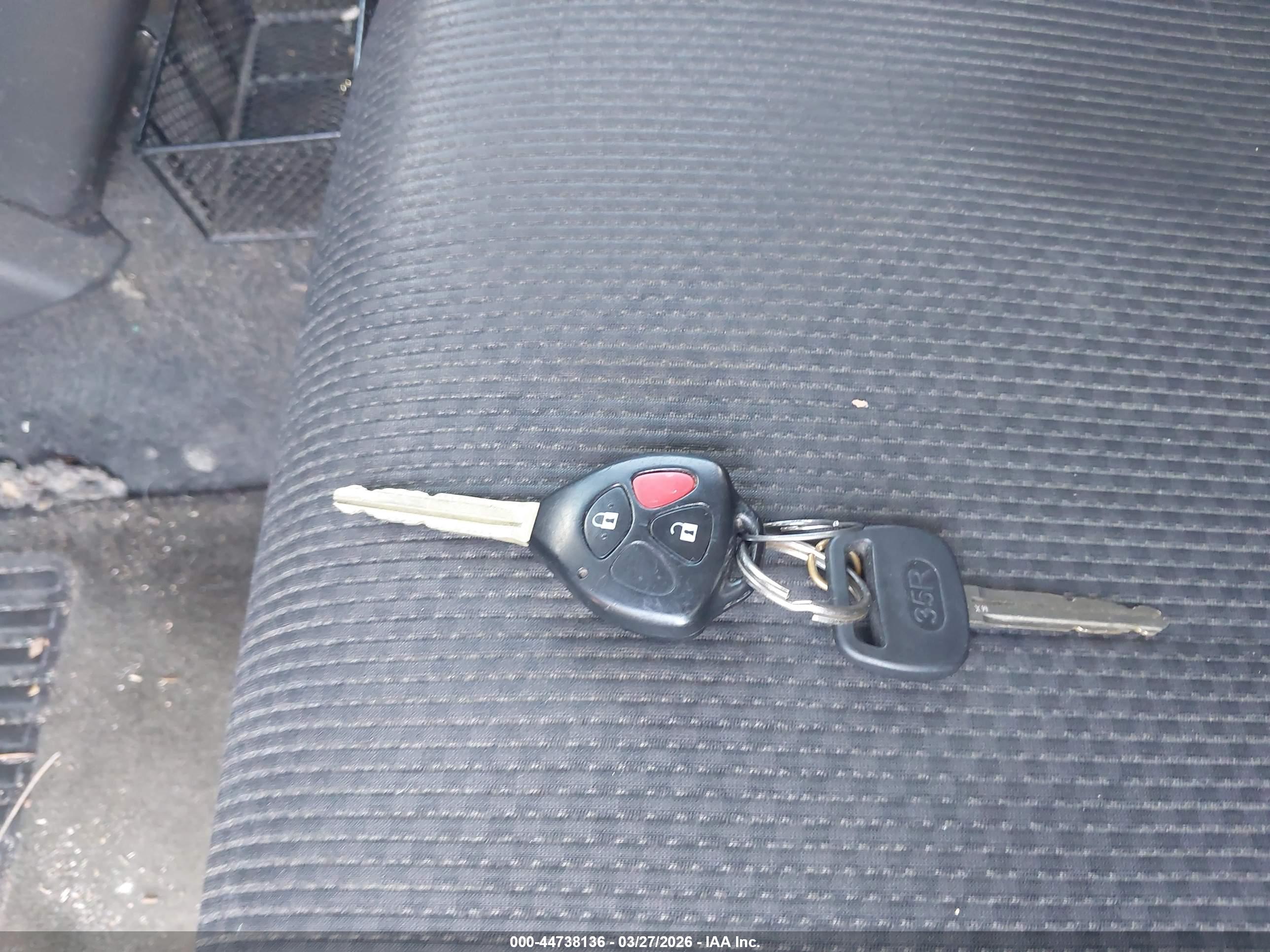 SCION XB image 11