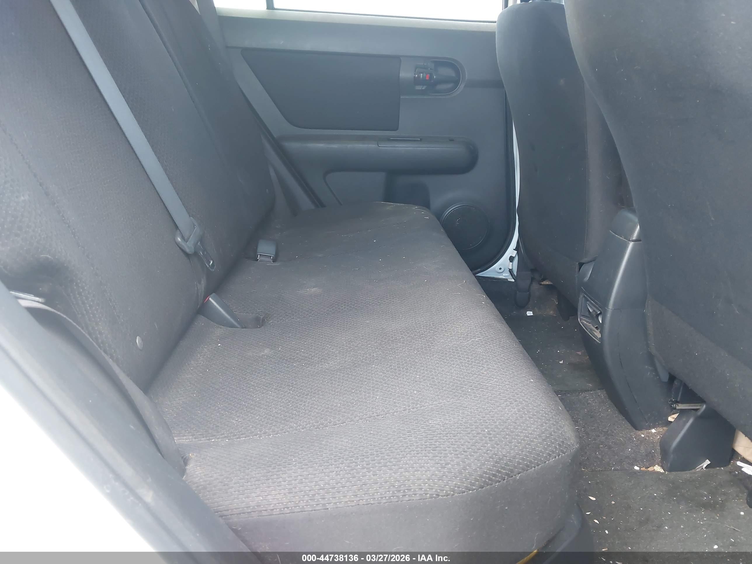 SCION XB image 8