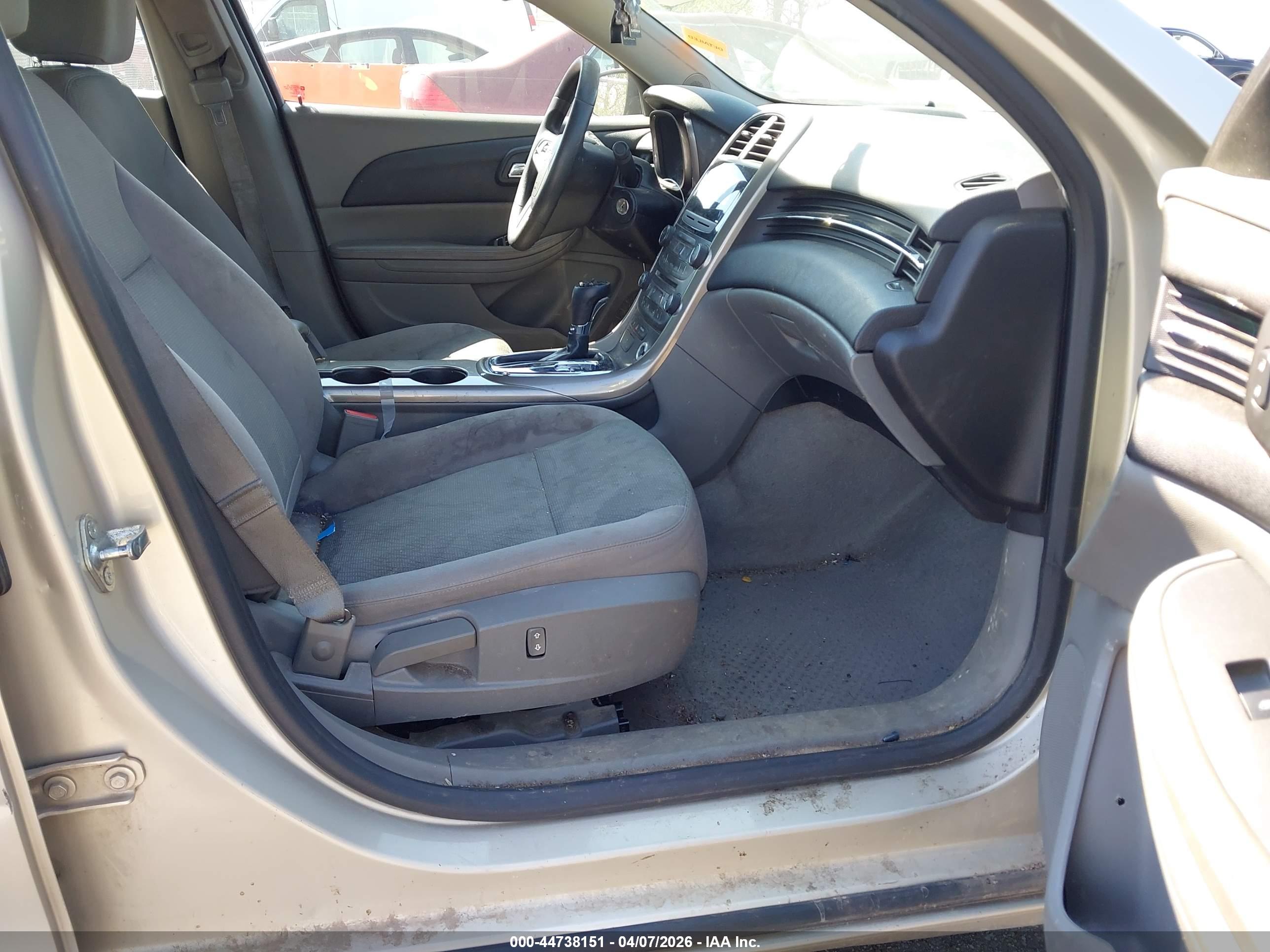 CHEVROLET MALIBU image 5