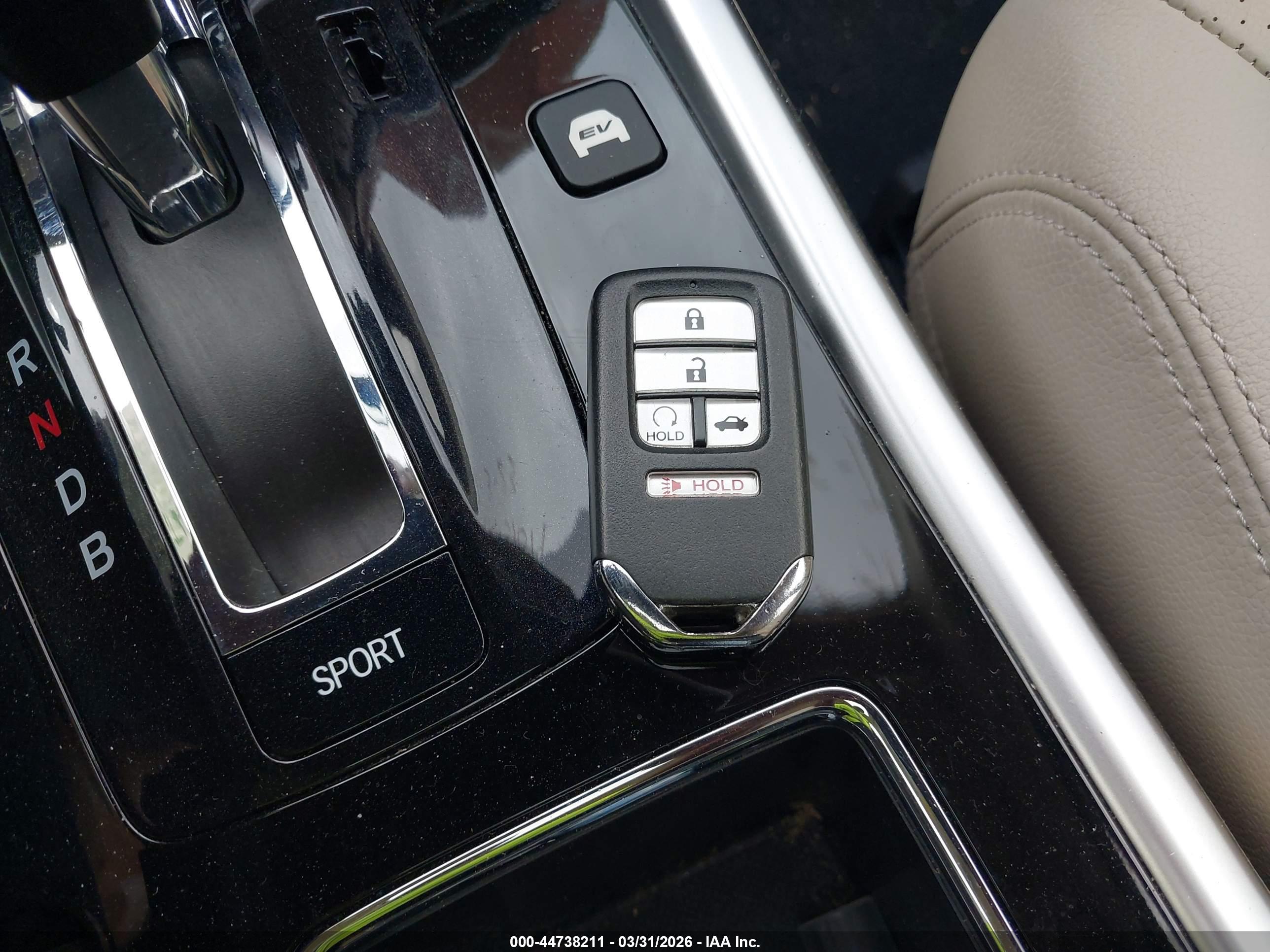 HONDA ACCORD image 11