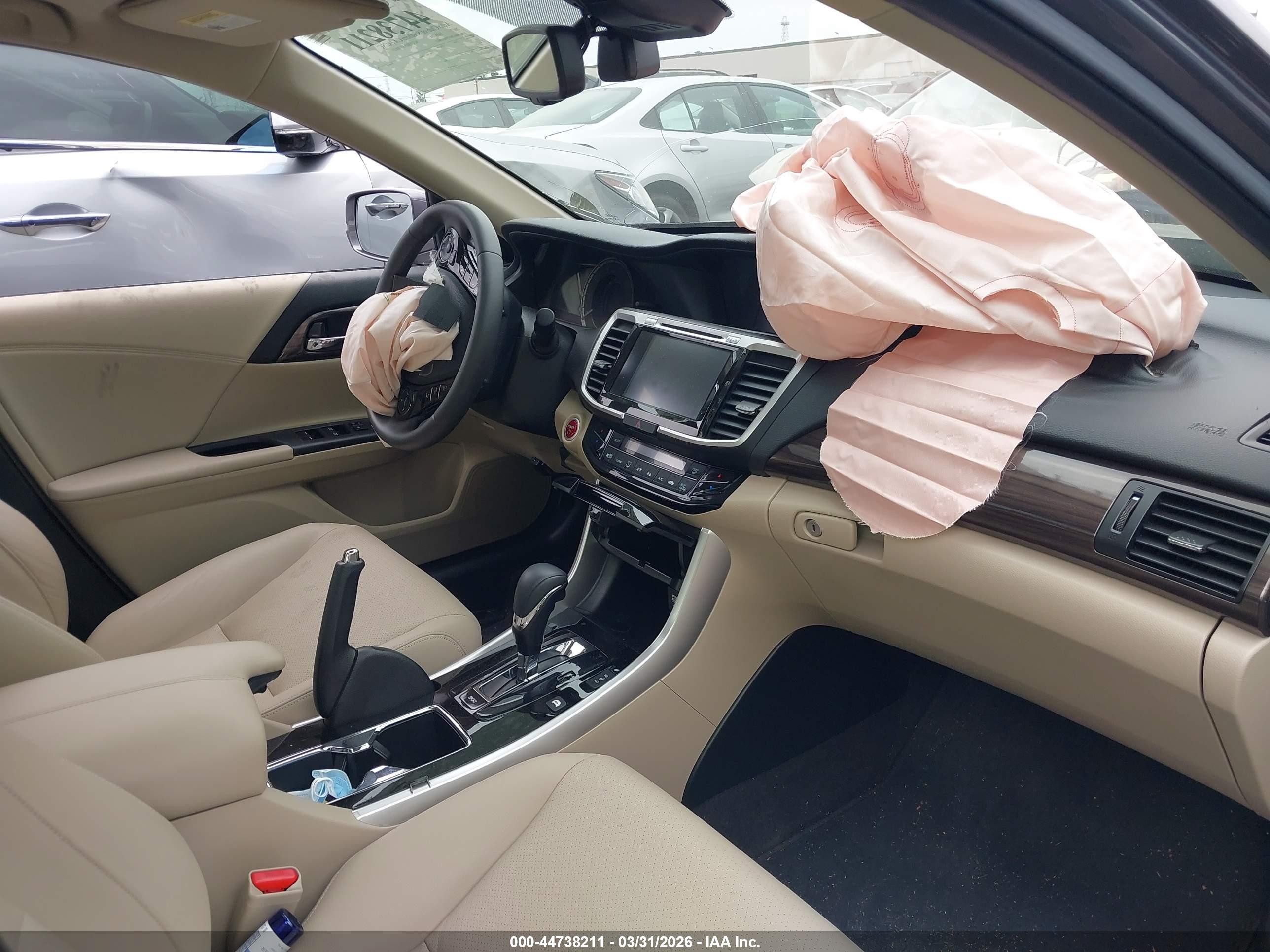 HONDA ACCORD image 5