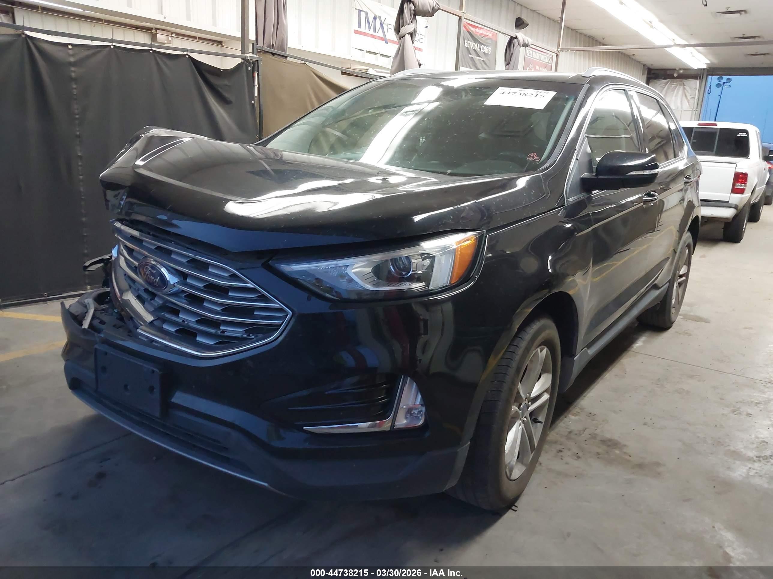 FORD EDGE image 2