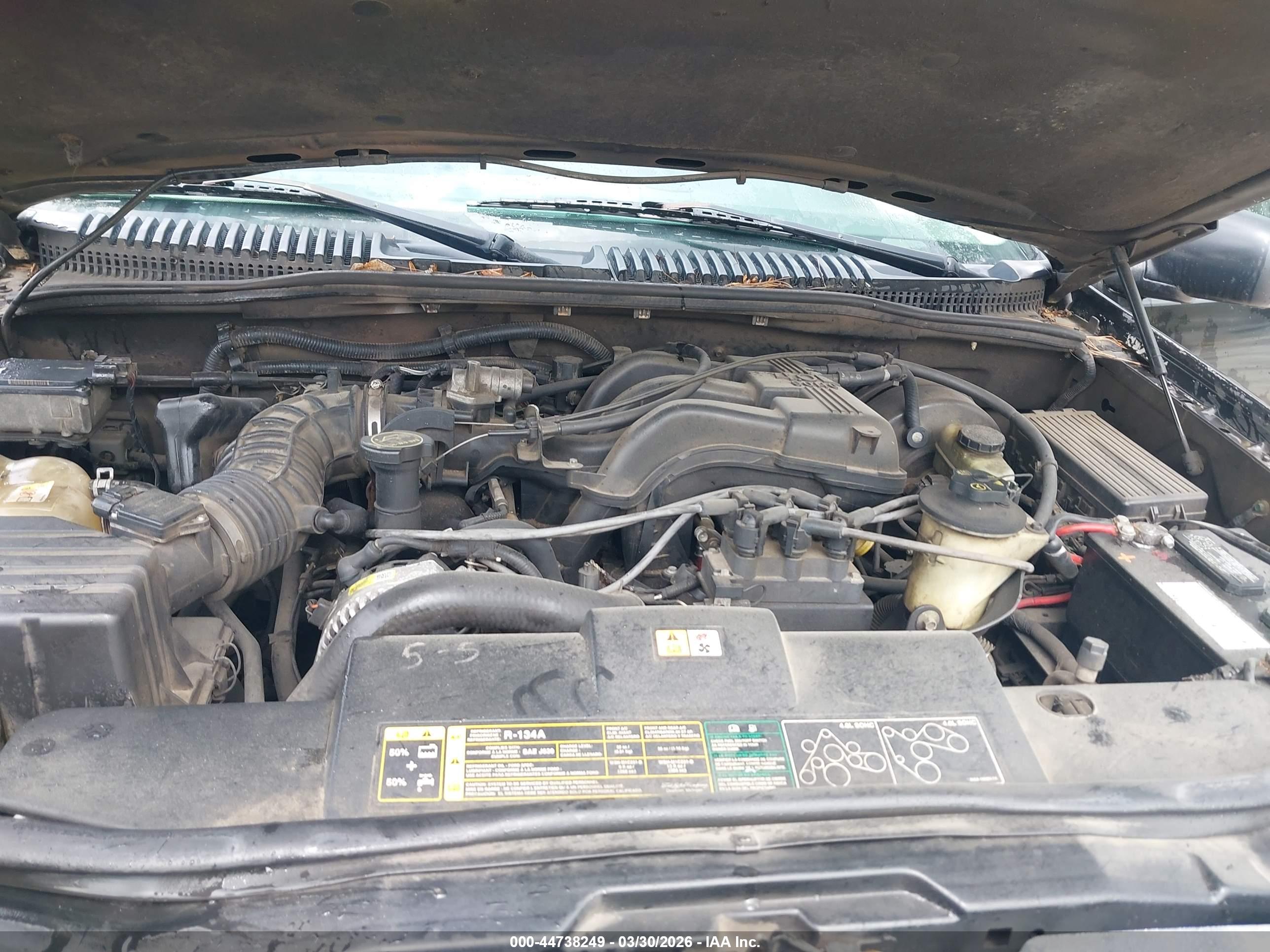 FORD EXPLORER image 10