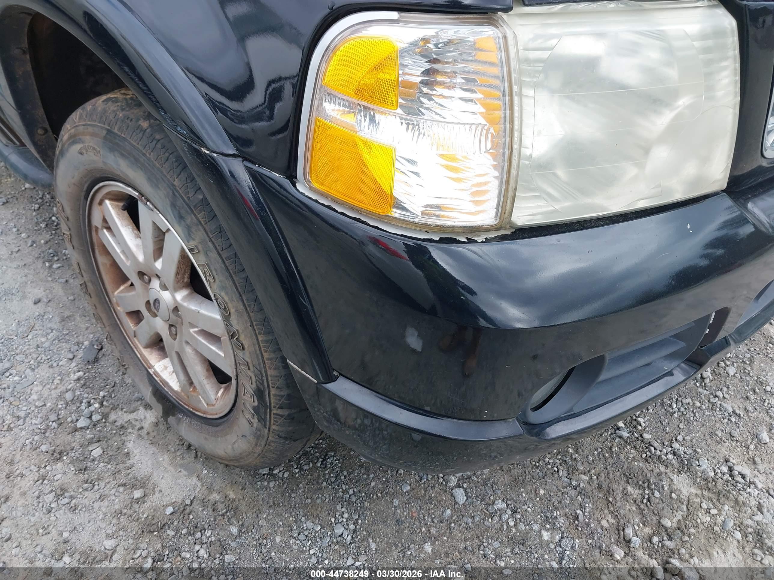 FORD EXPLORER image 6