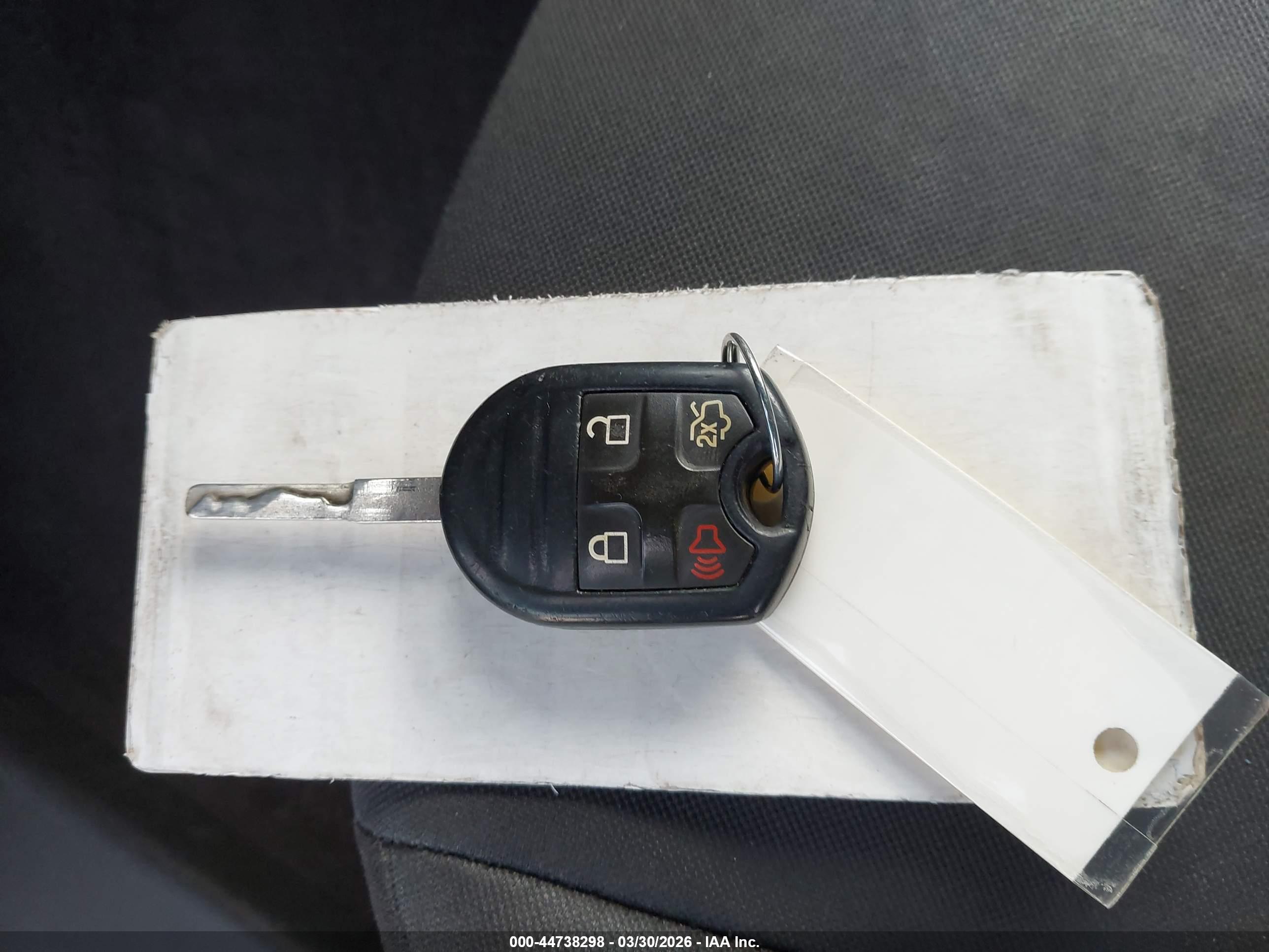 FORD FIESTA image 11