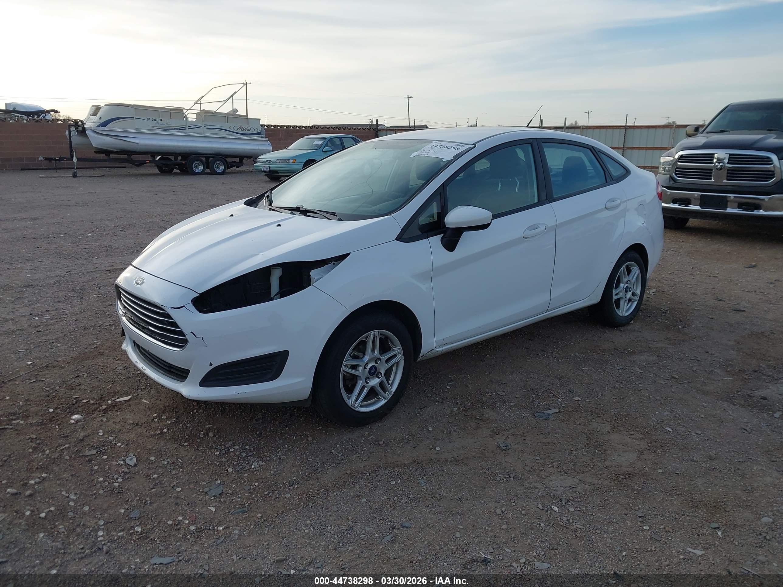 FORD FIESTA image 2