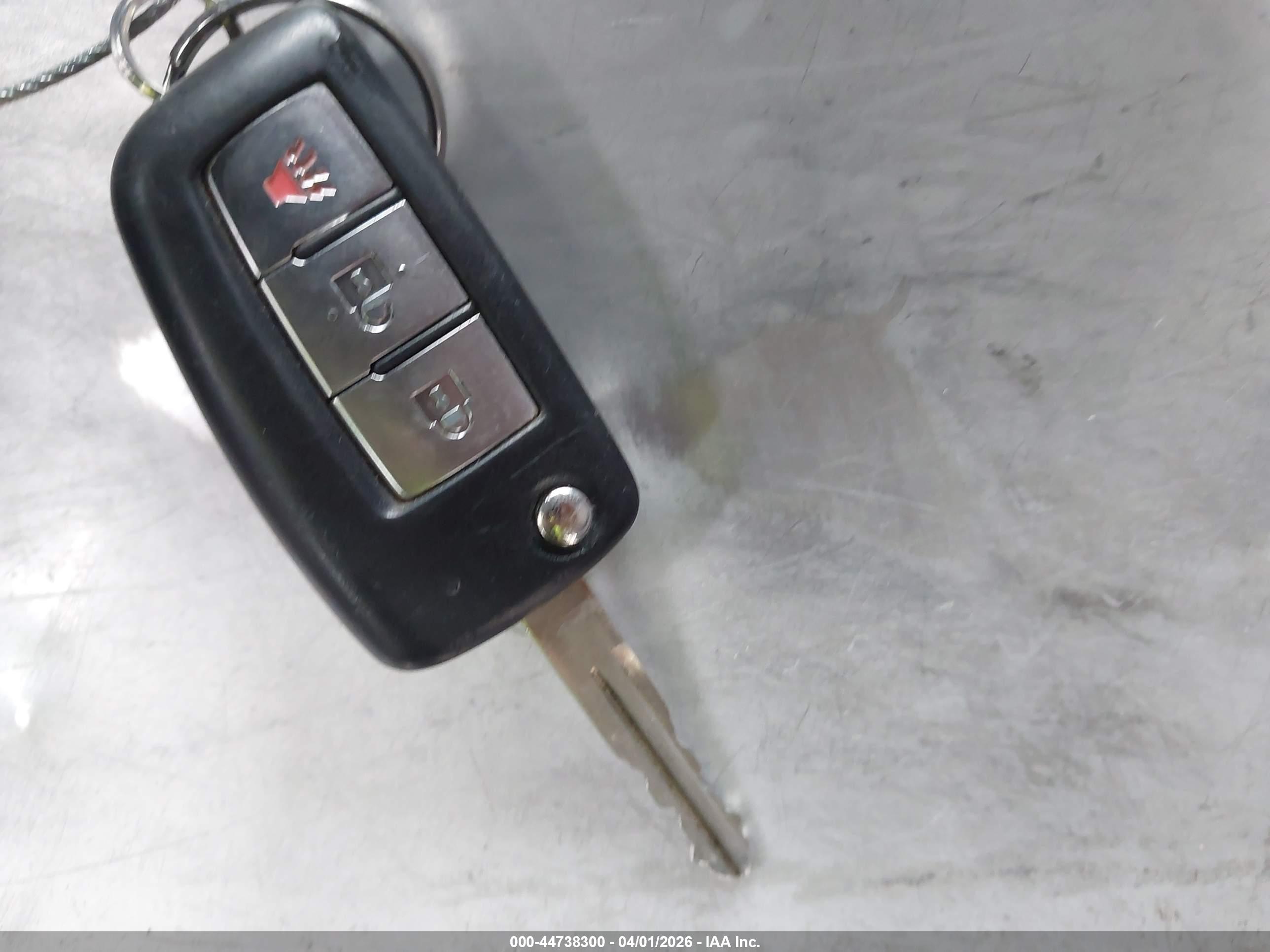 NISSAN ROGUE image 11