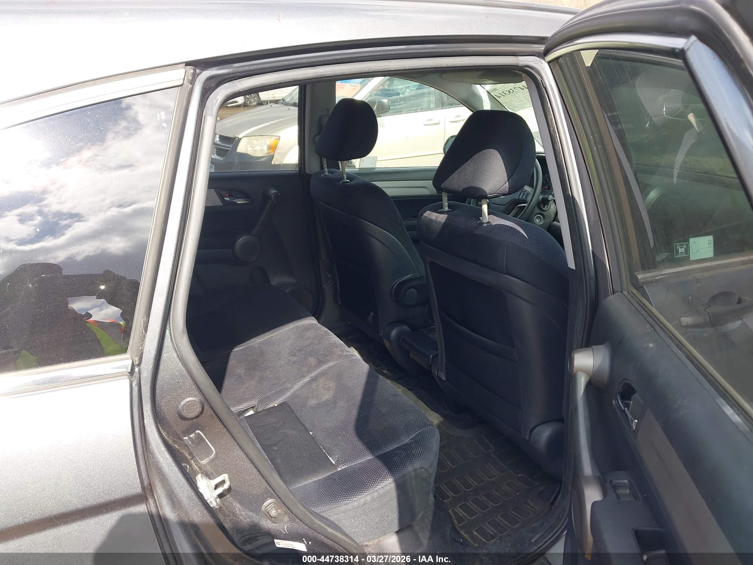 HONDA CR-V image 8