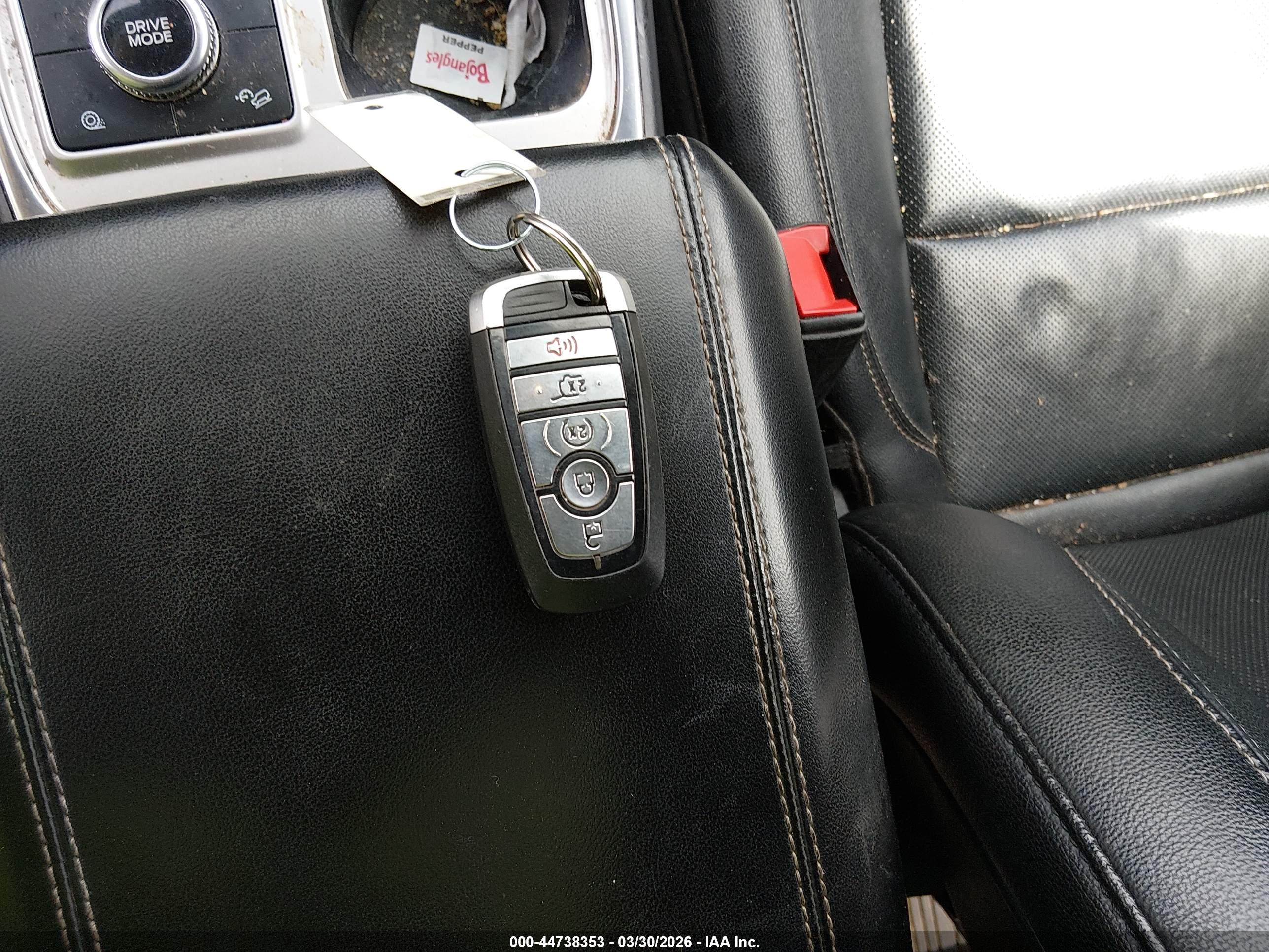 FORD EXPLORER image 11