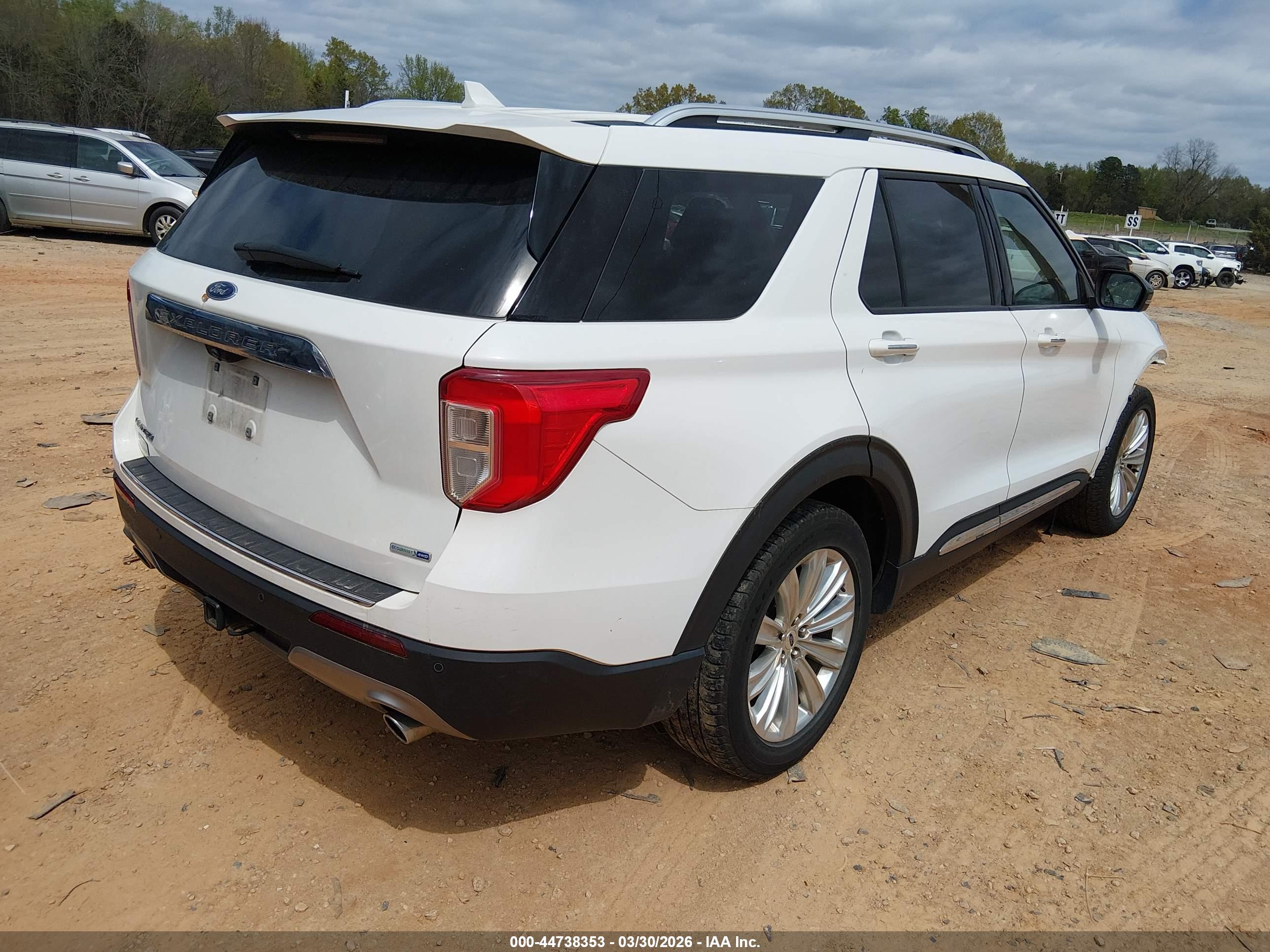 FORD EXPLORER image 4