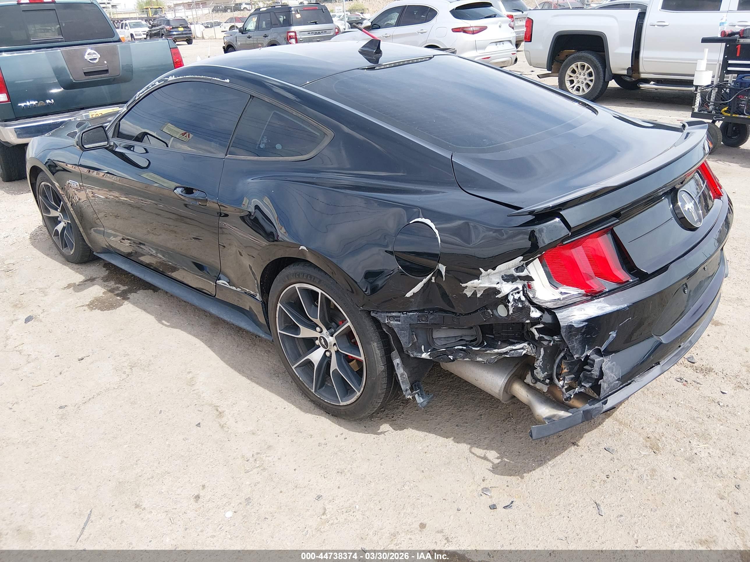 FORD MUSTANG image 6