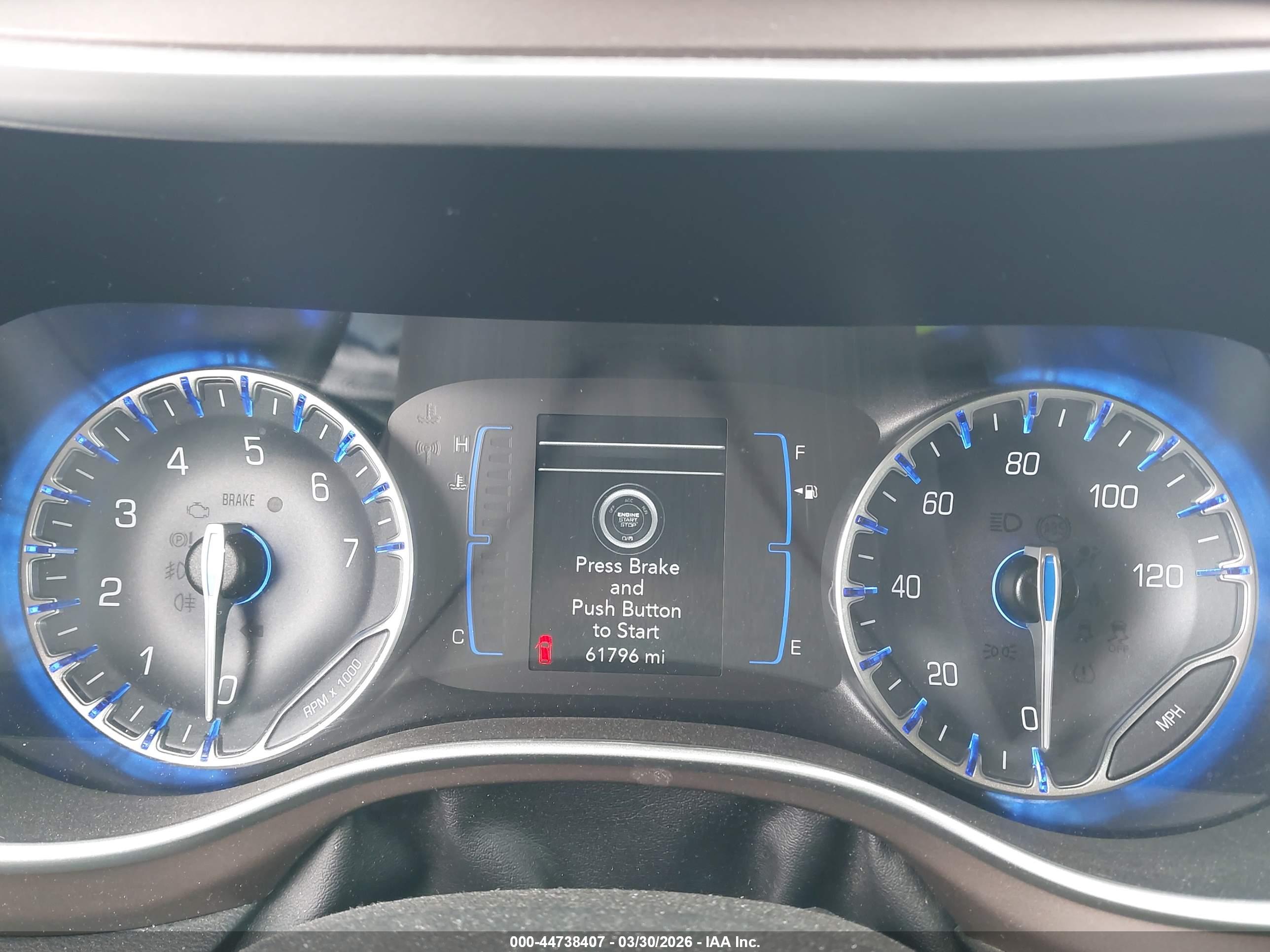 CHRYSLER PACIFICA image 7