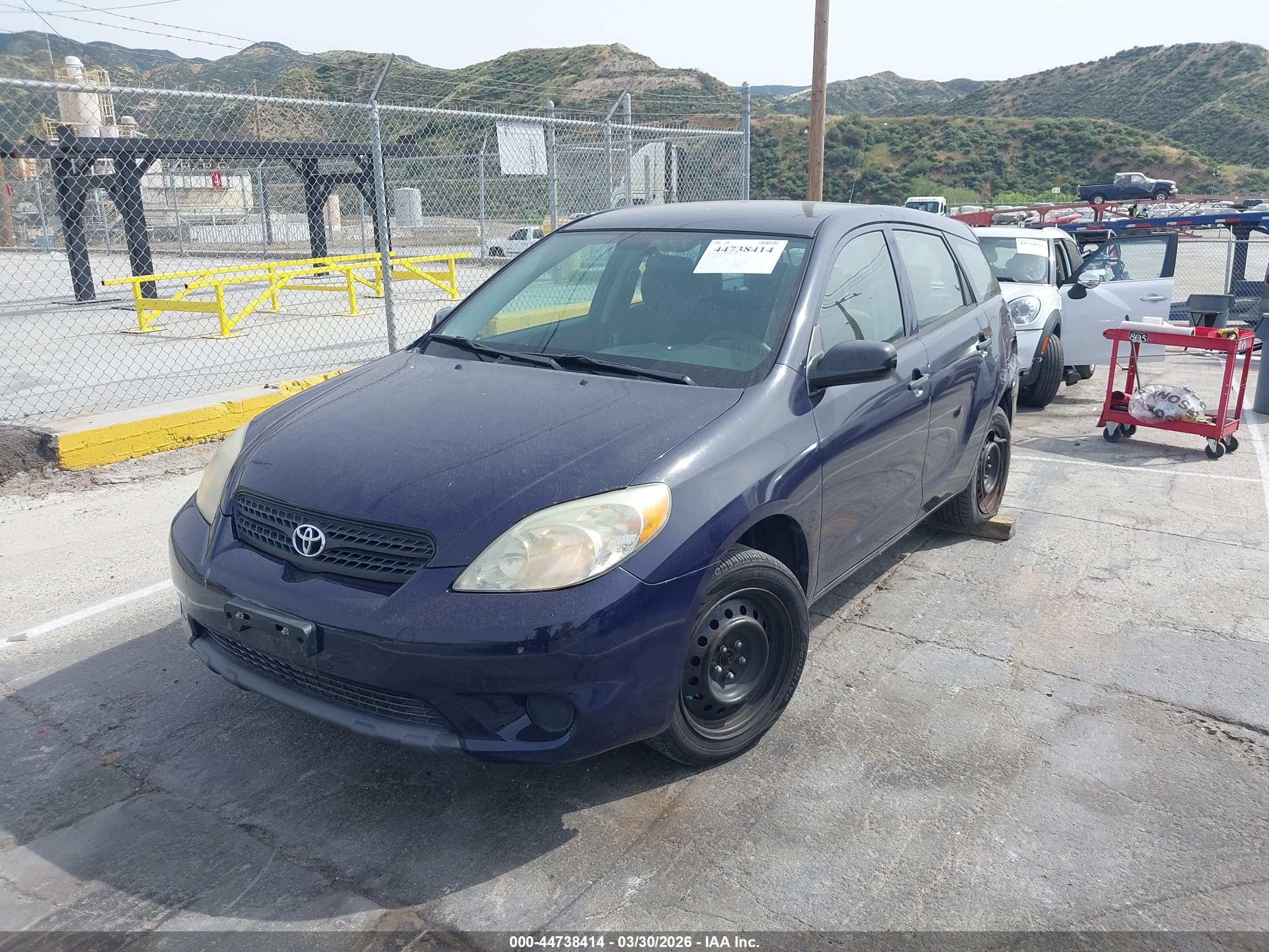 TOYOTA MATRIX image 2