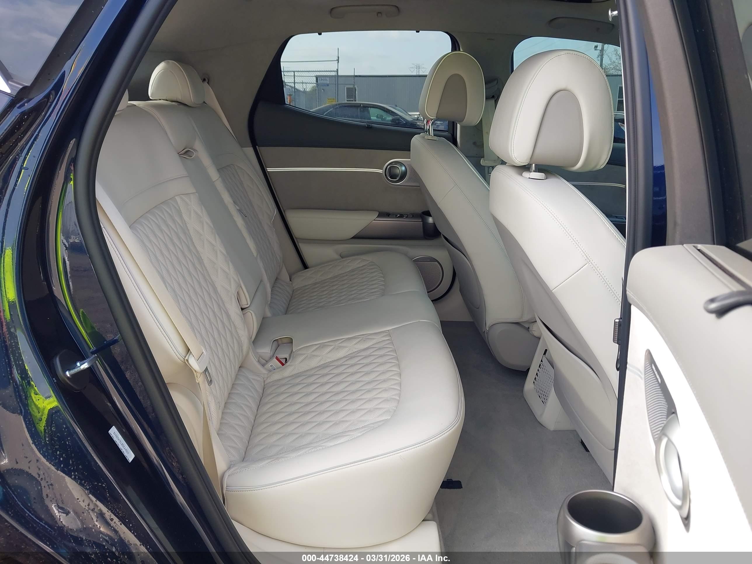 GENESIS GV60 image 8