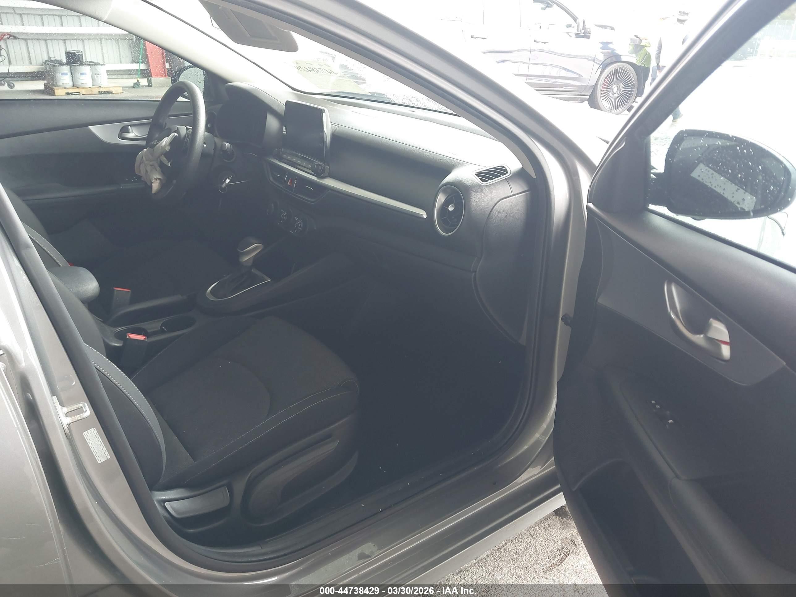 KIA FORTE image 5