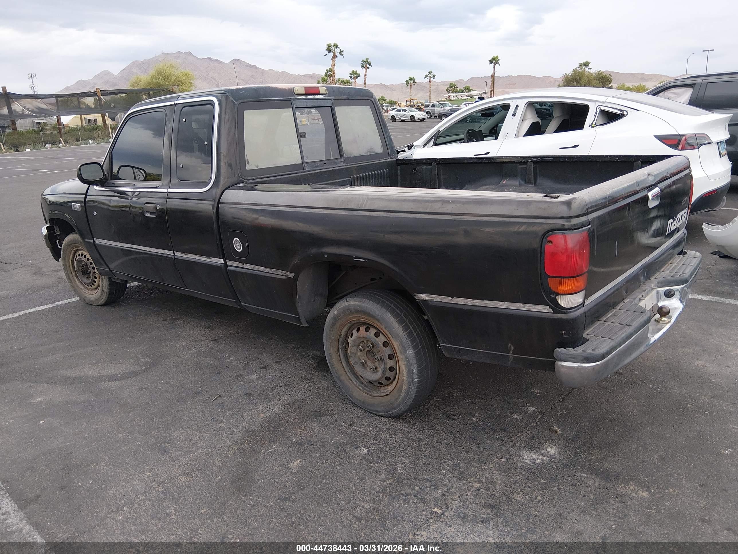 MAZDA B4000 image 3