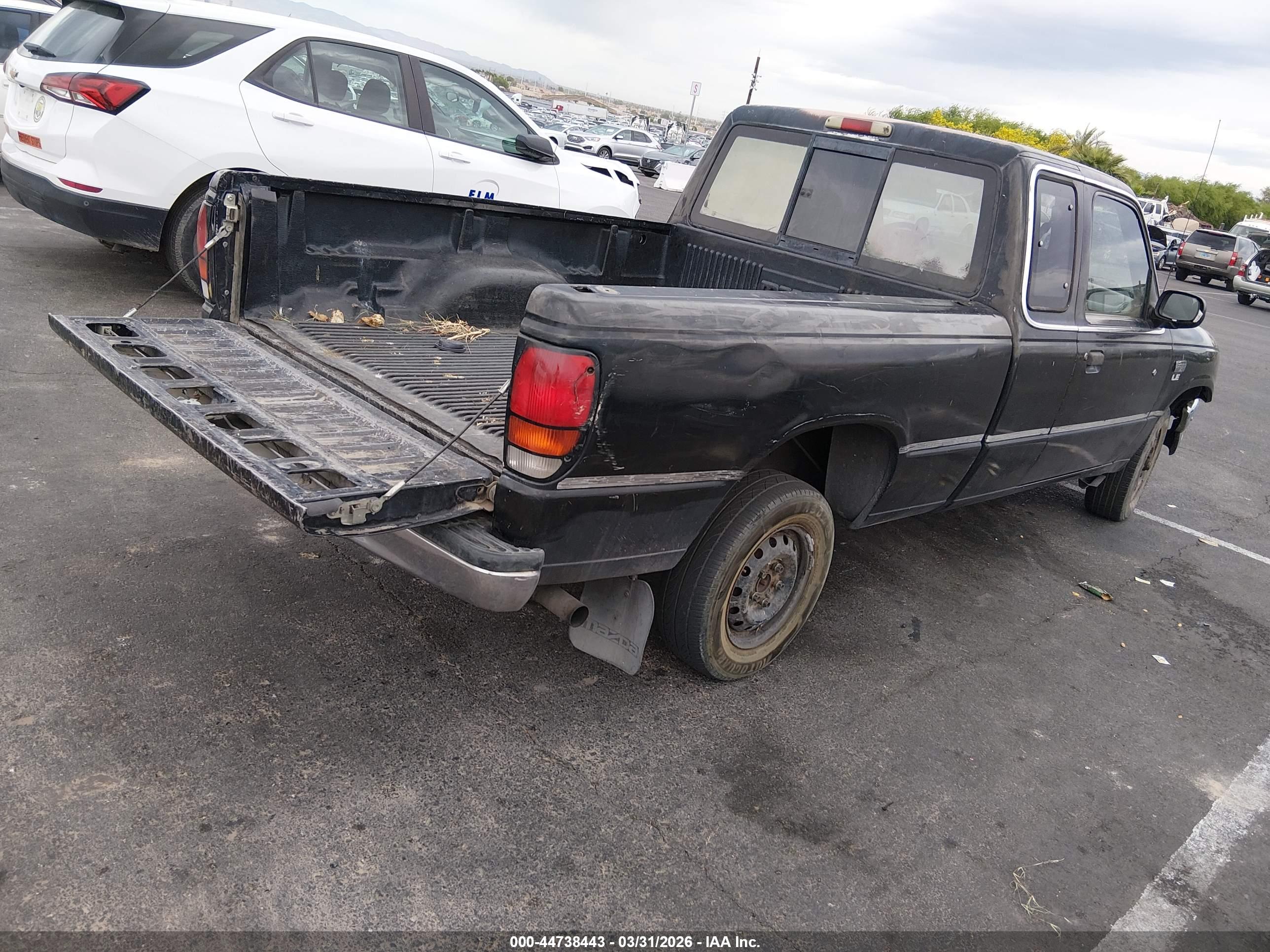 MAZDA B4000 image 4