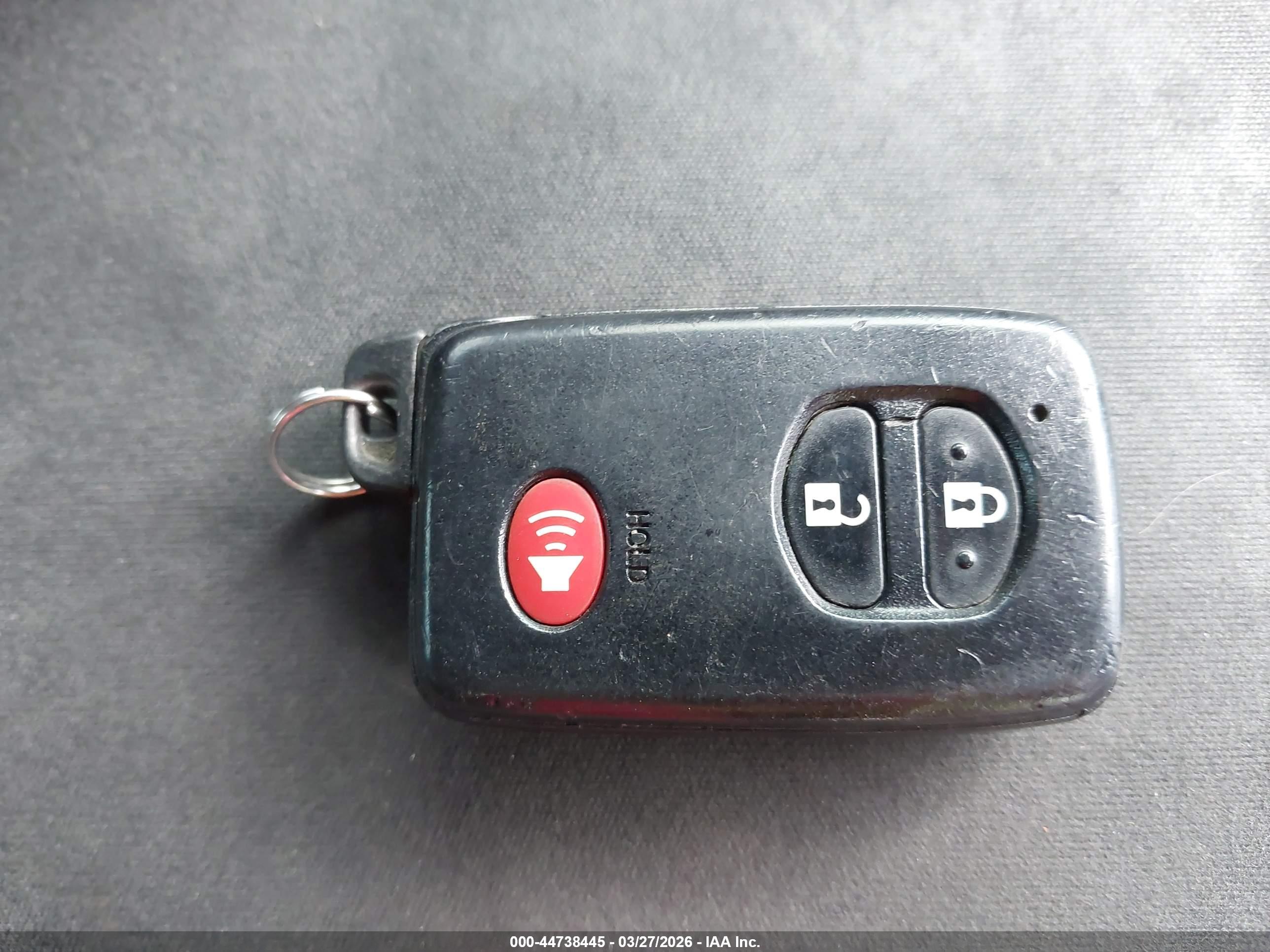 TOYOTA PRIUS image 11