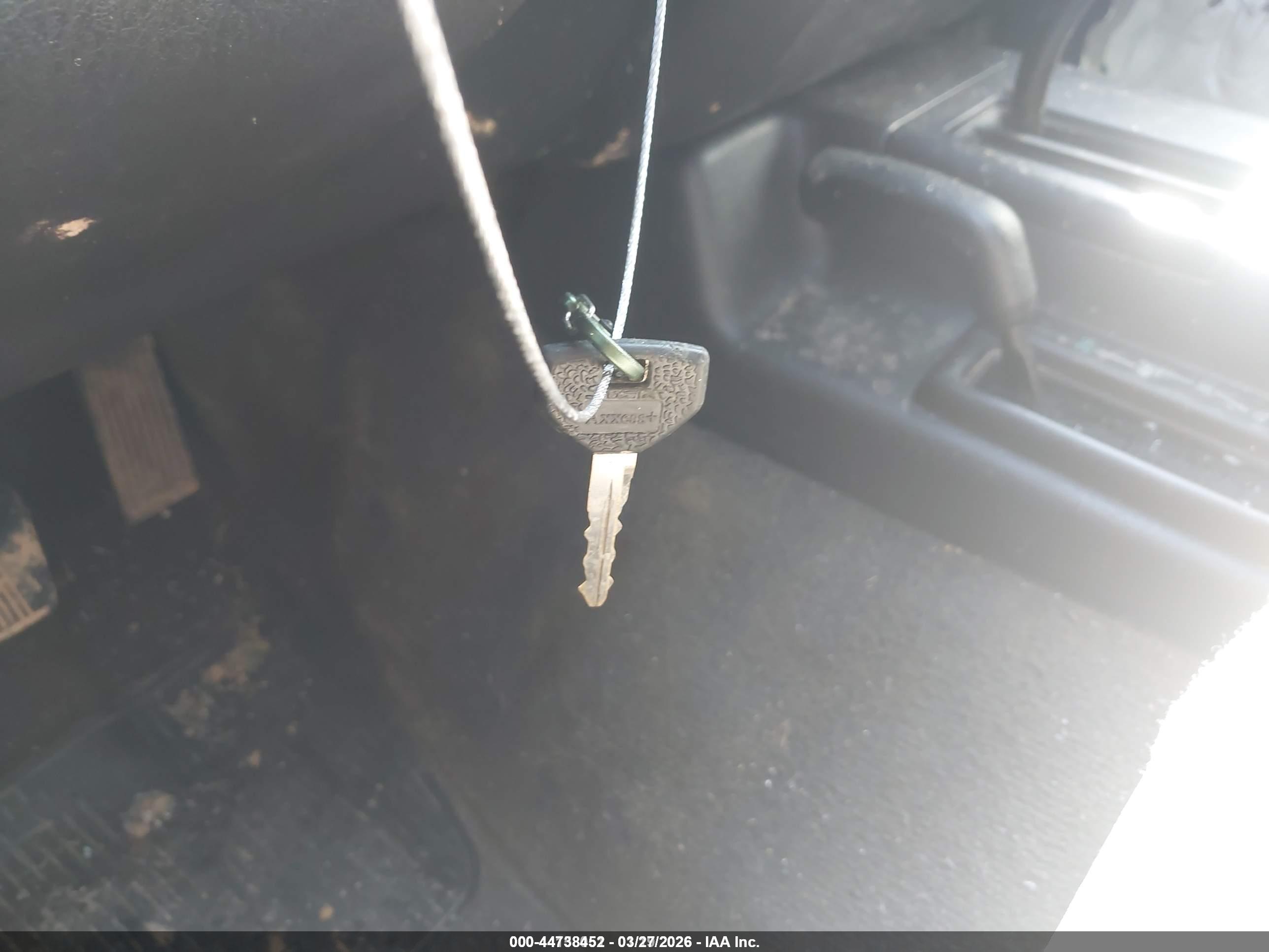 JEEP CHEROKEE image 11