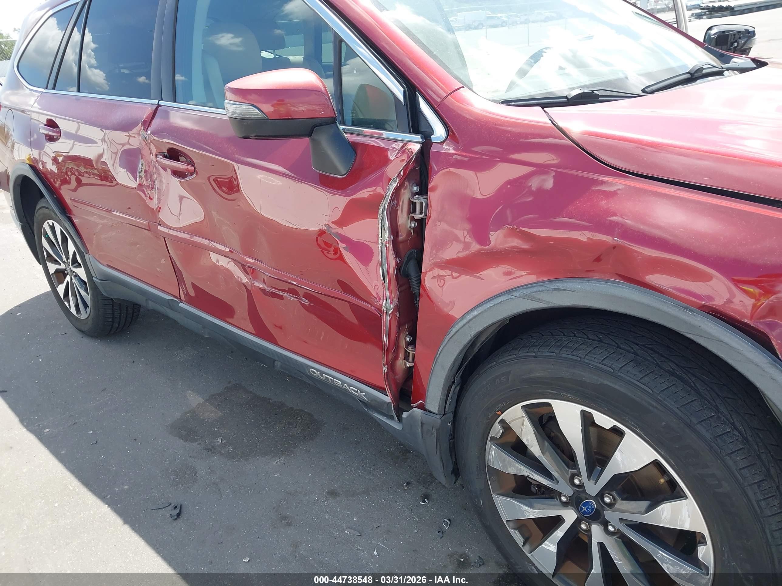 SUBARU OUTBACK image 6