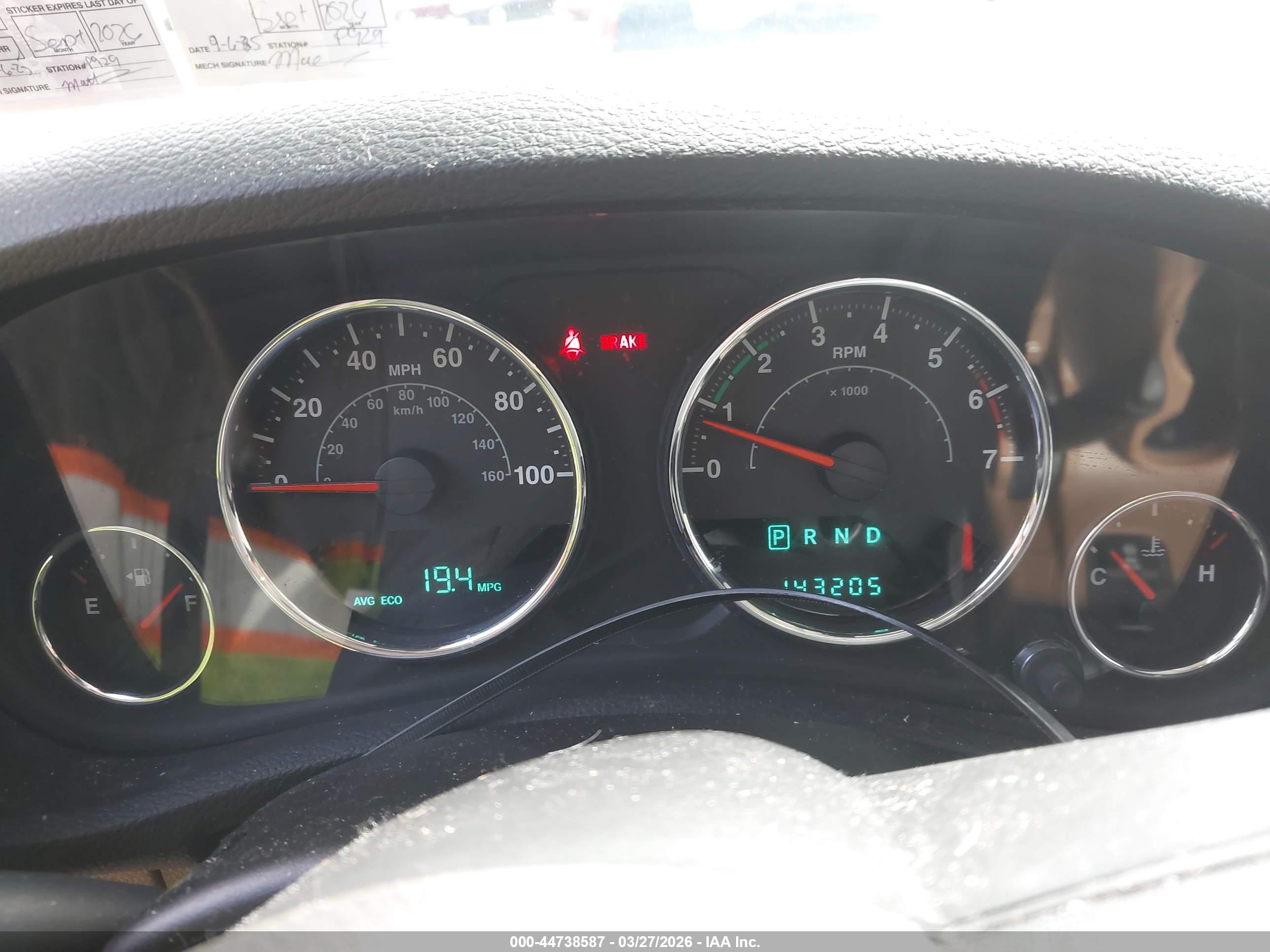 JEEP WRANGLER image 7