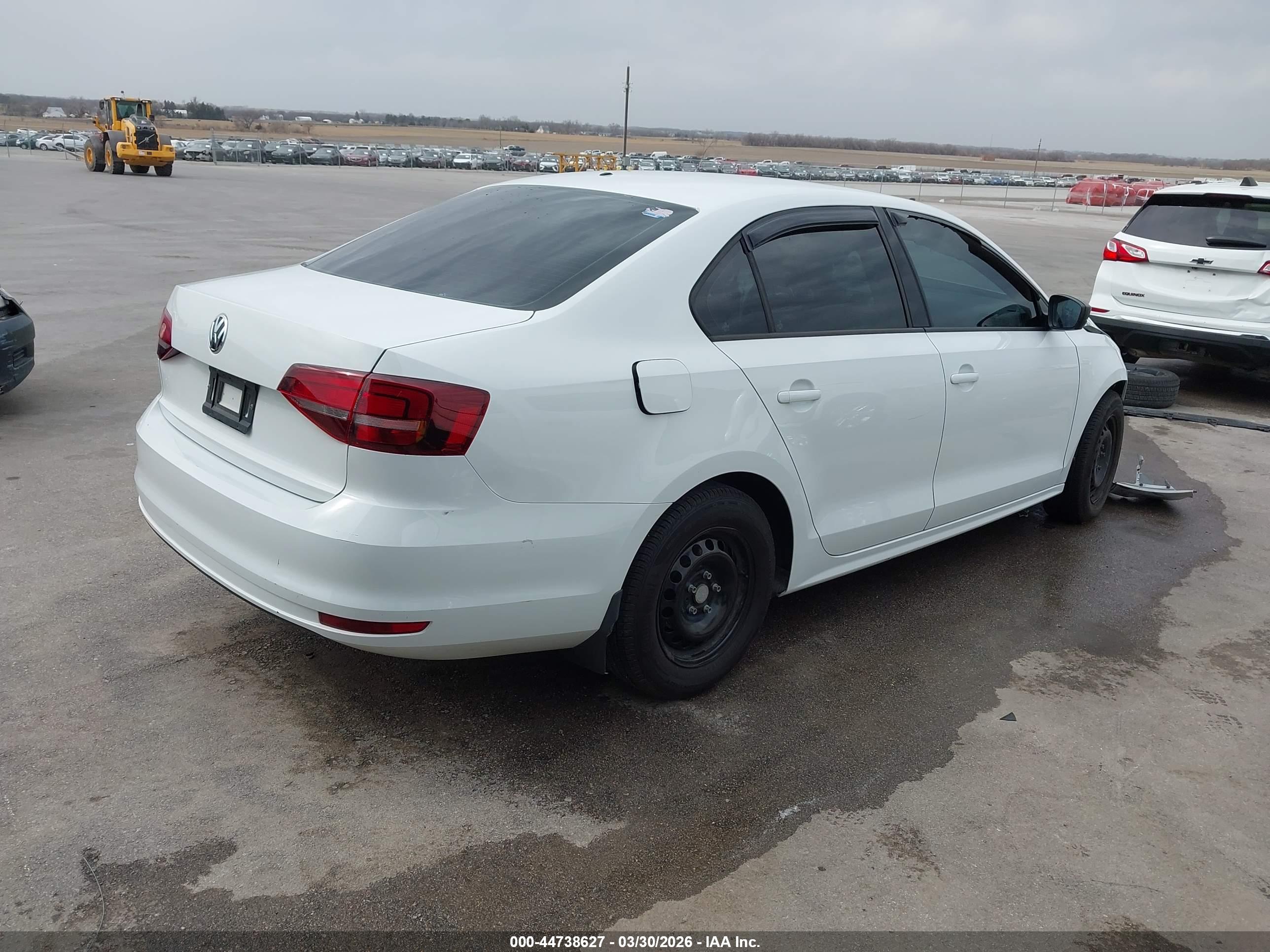 VOLKSWAGEN JETTA image 4