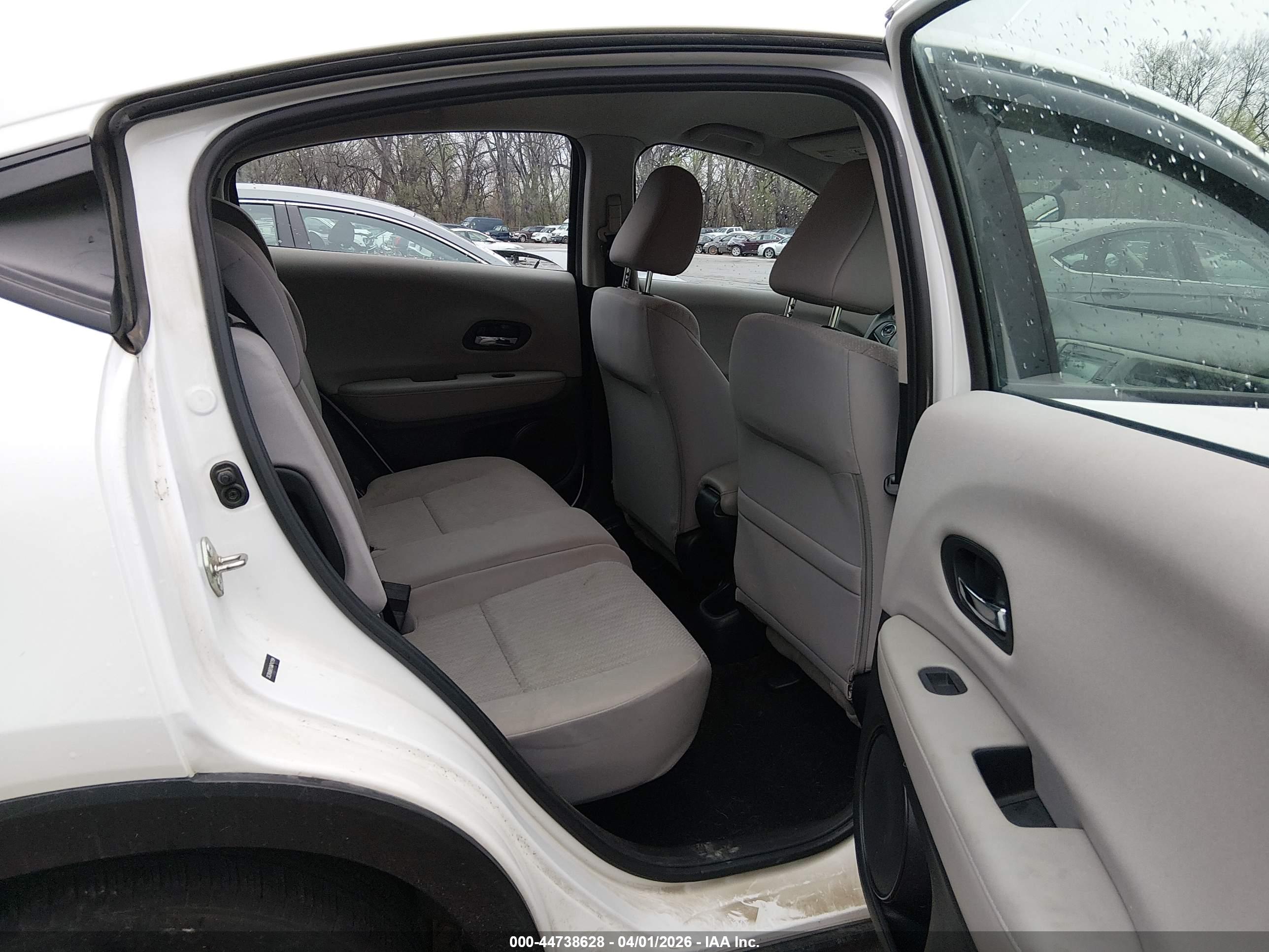 HONDA HR-V image 8