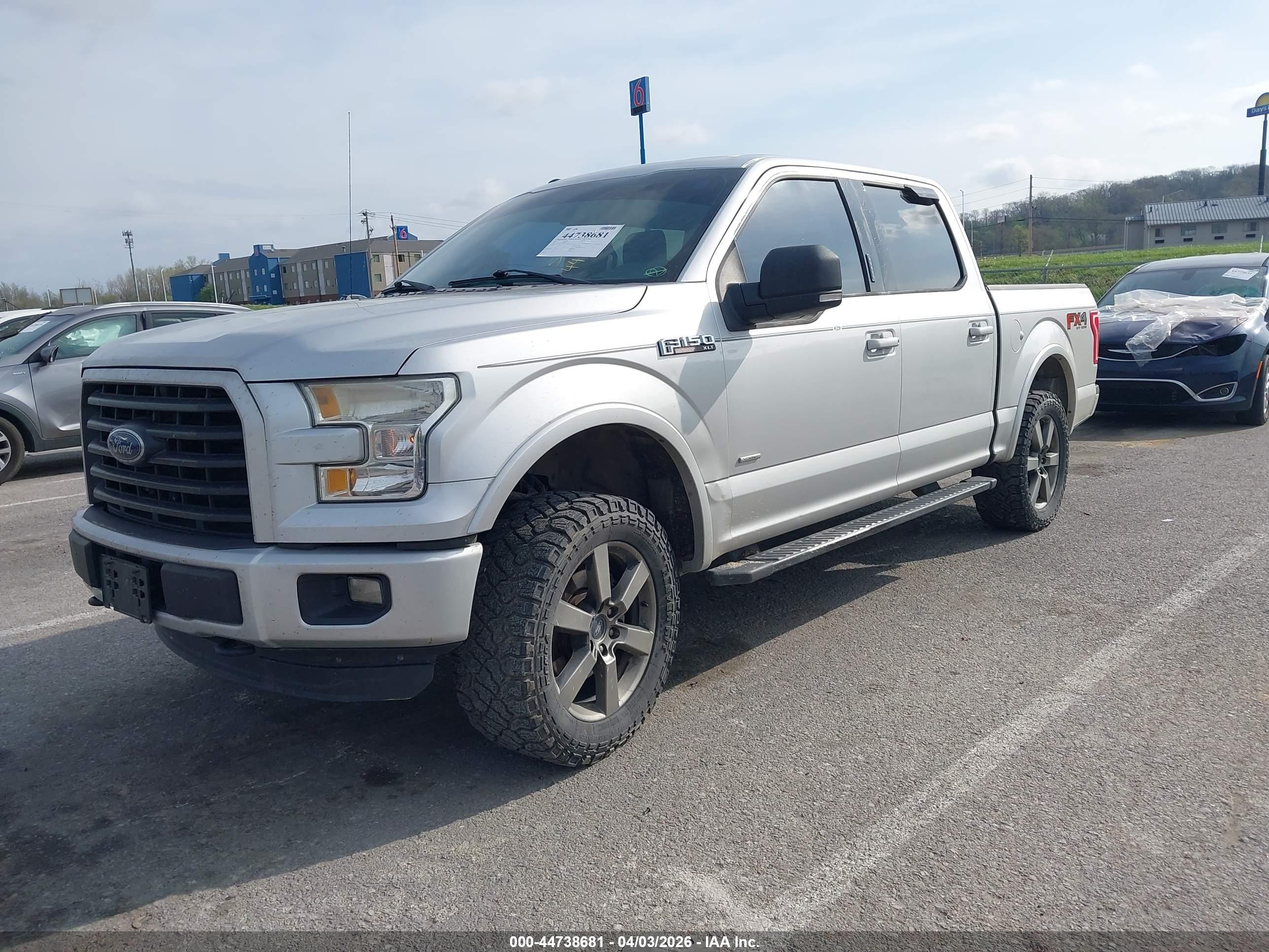 FORD F-150 image 2