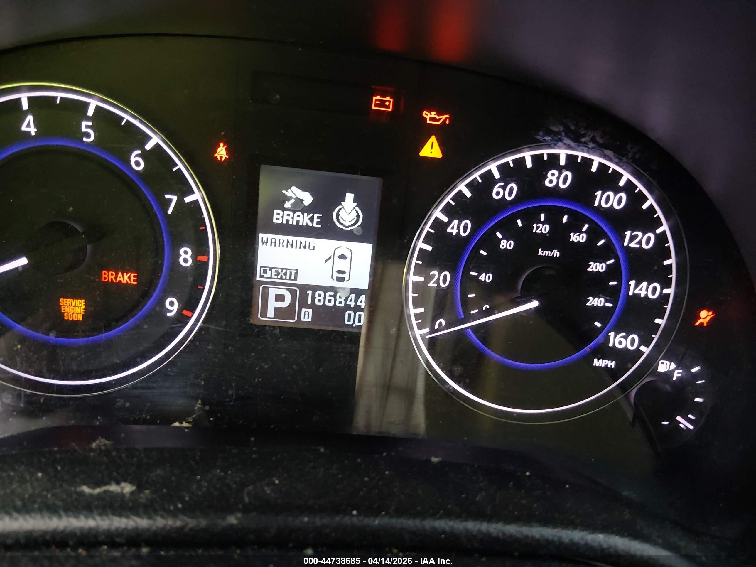 INFINITI G37 image 7