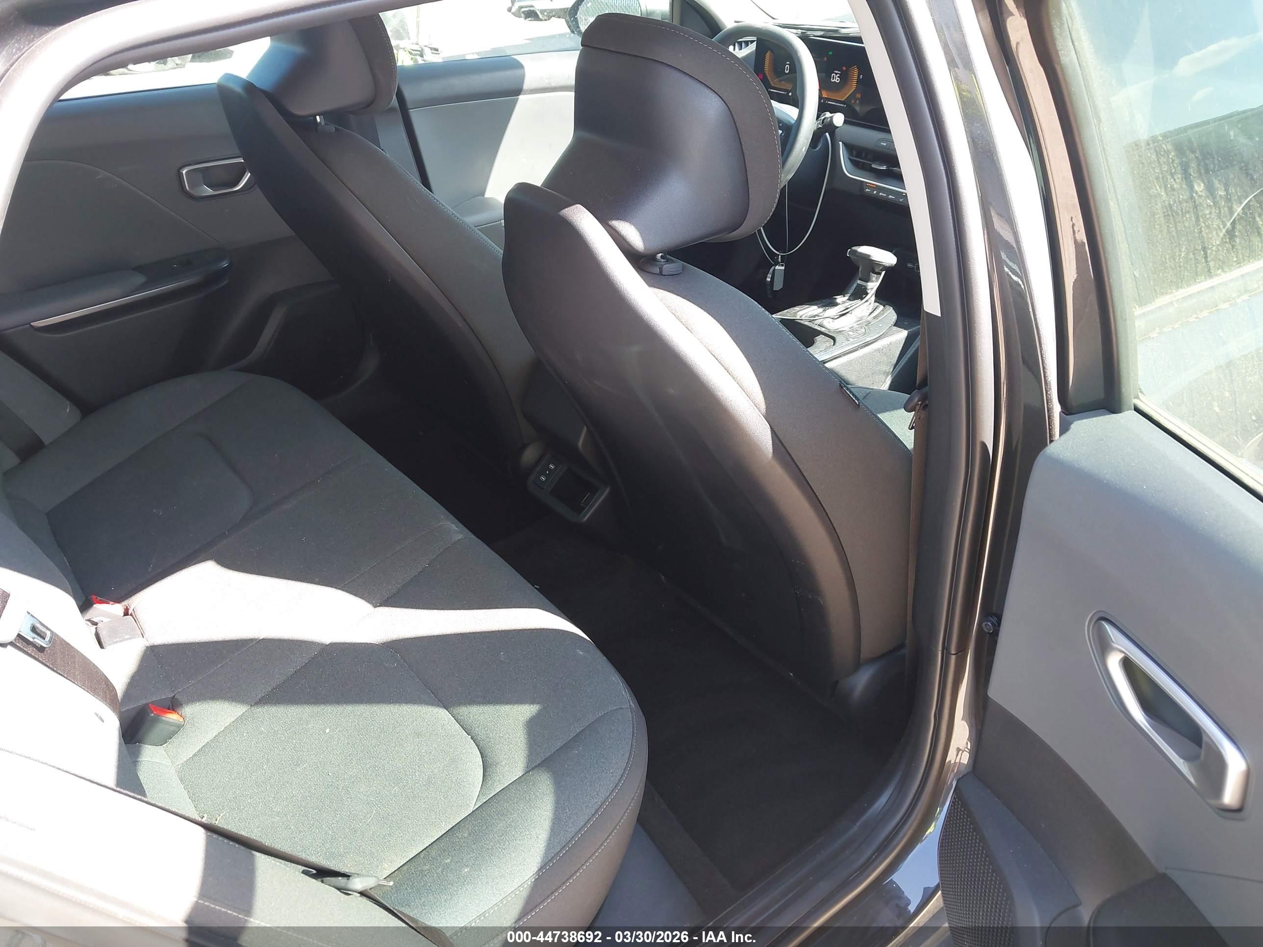 KIA K4 image 8