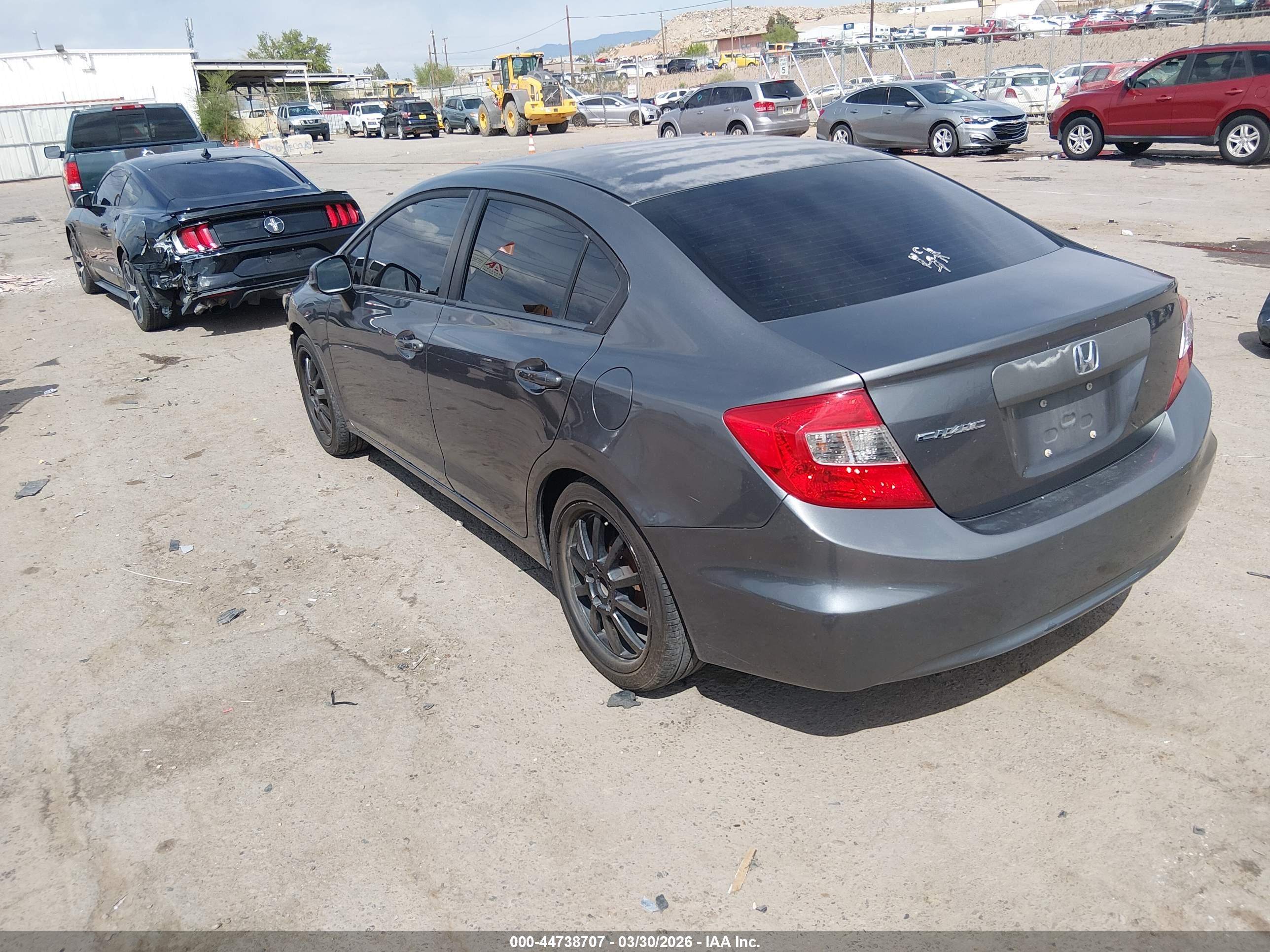 HONDA CIVIC image 3