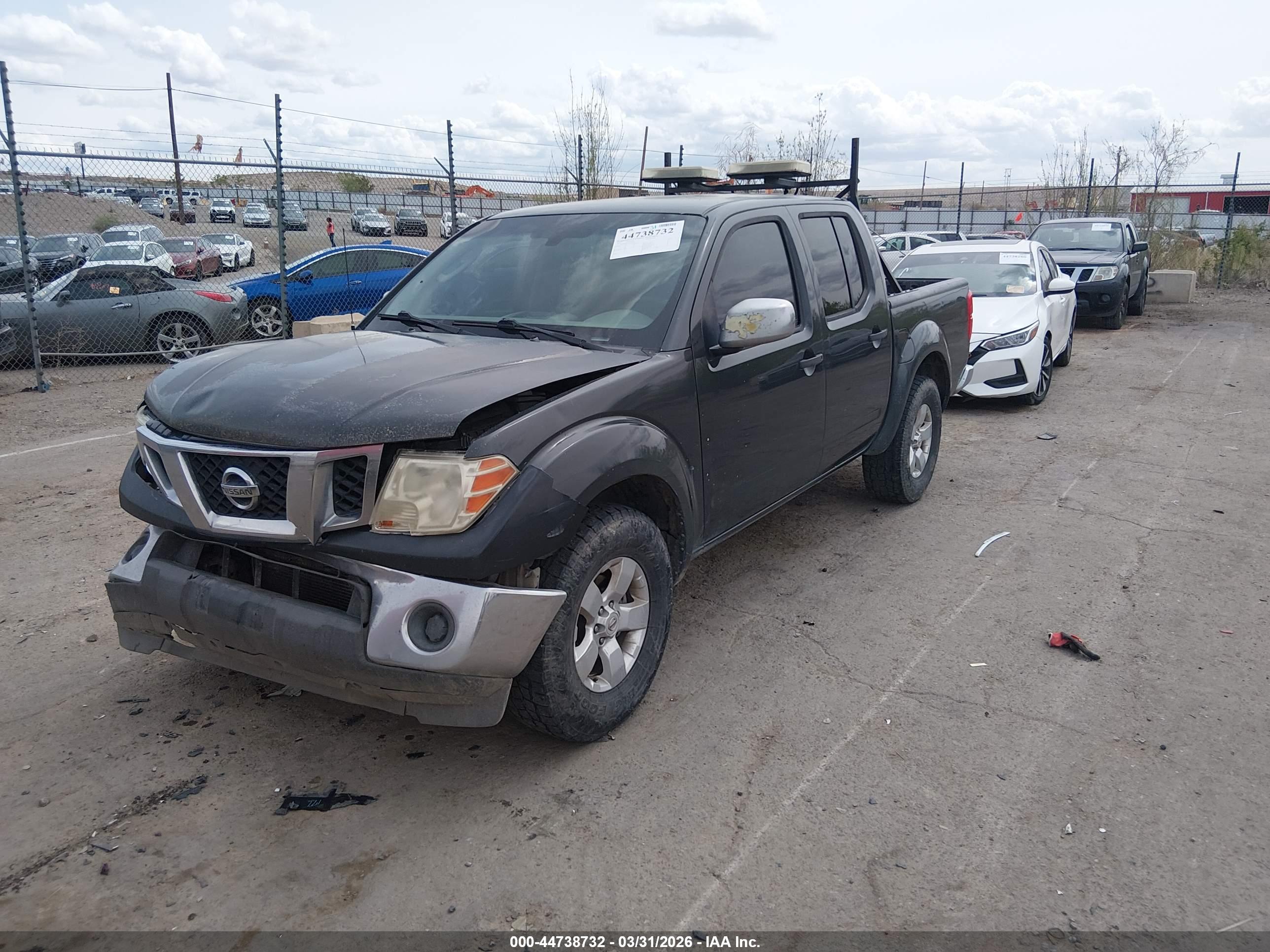 NISSAN FRONTIER image 2