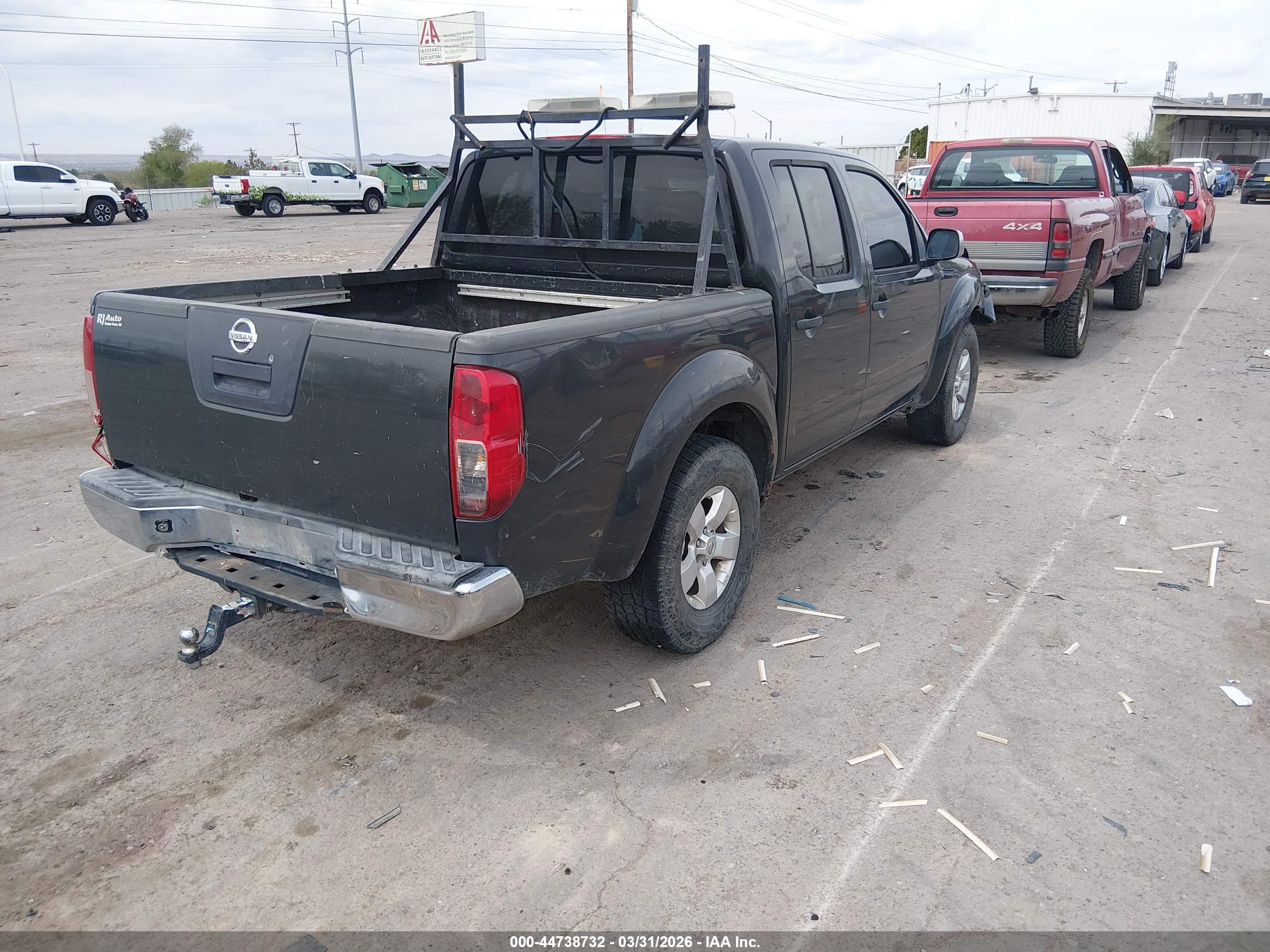 NISSAN FRONTIER image 4