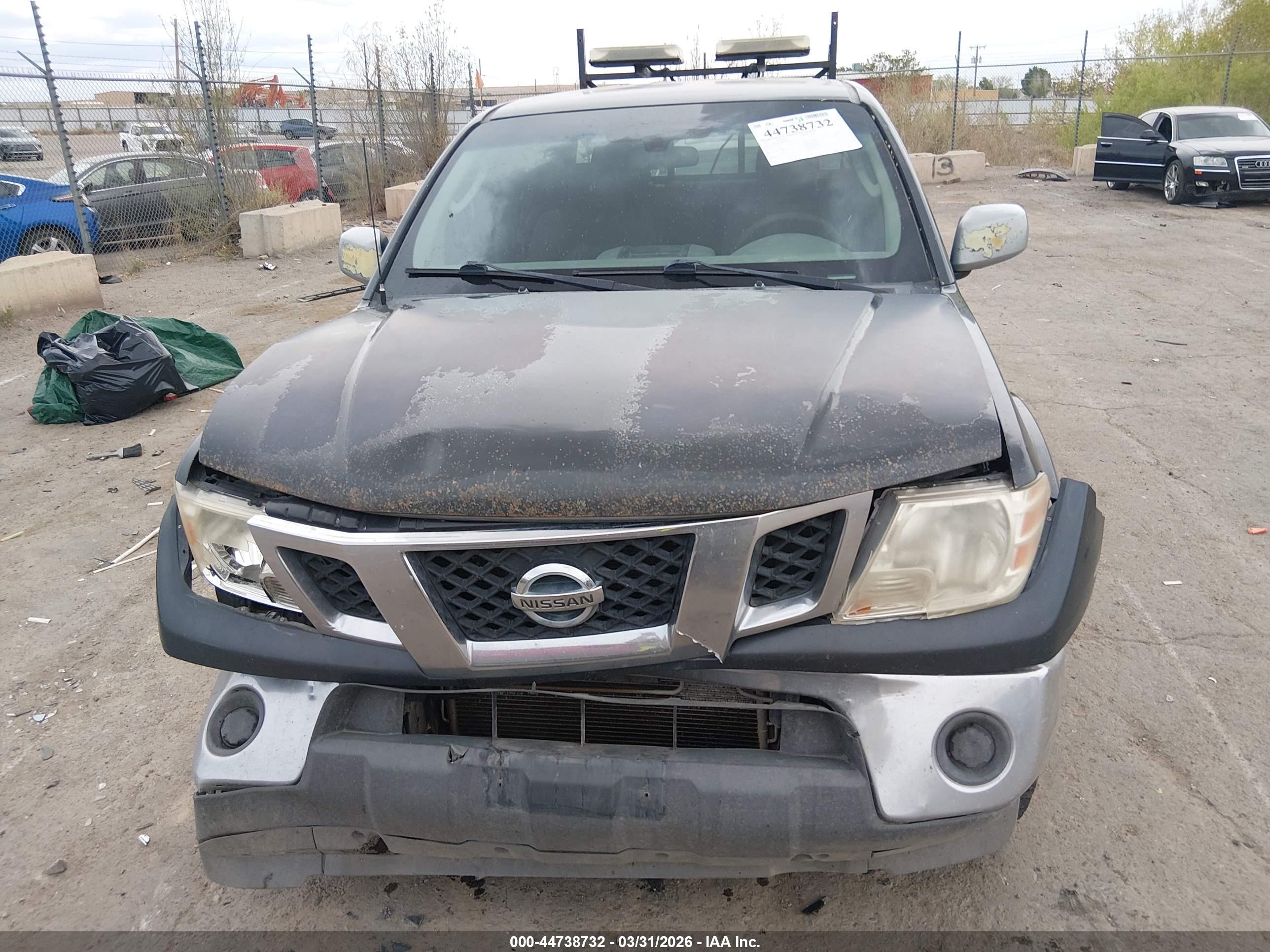 NISSAN FRONTIER image 6