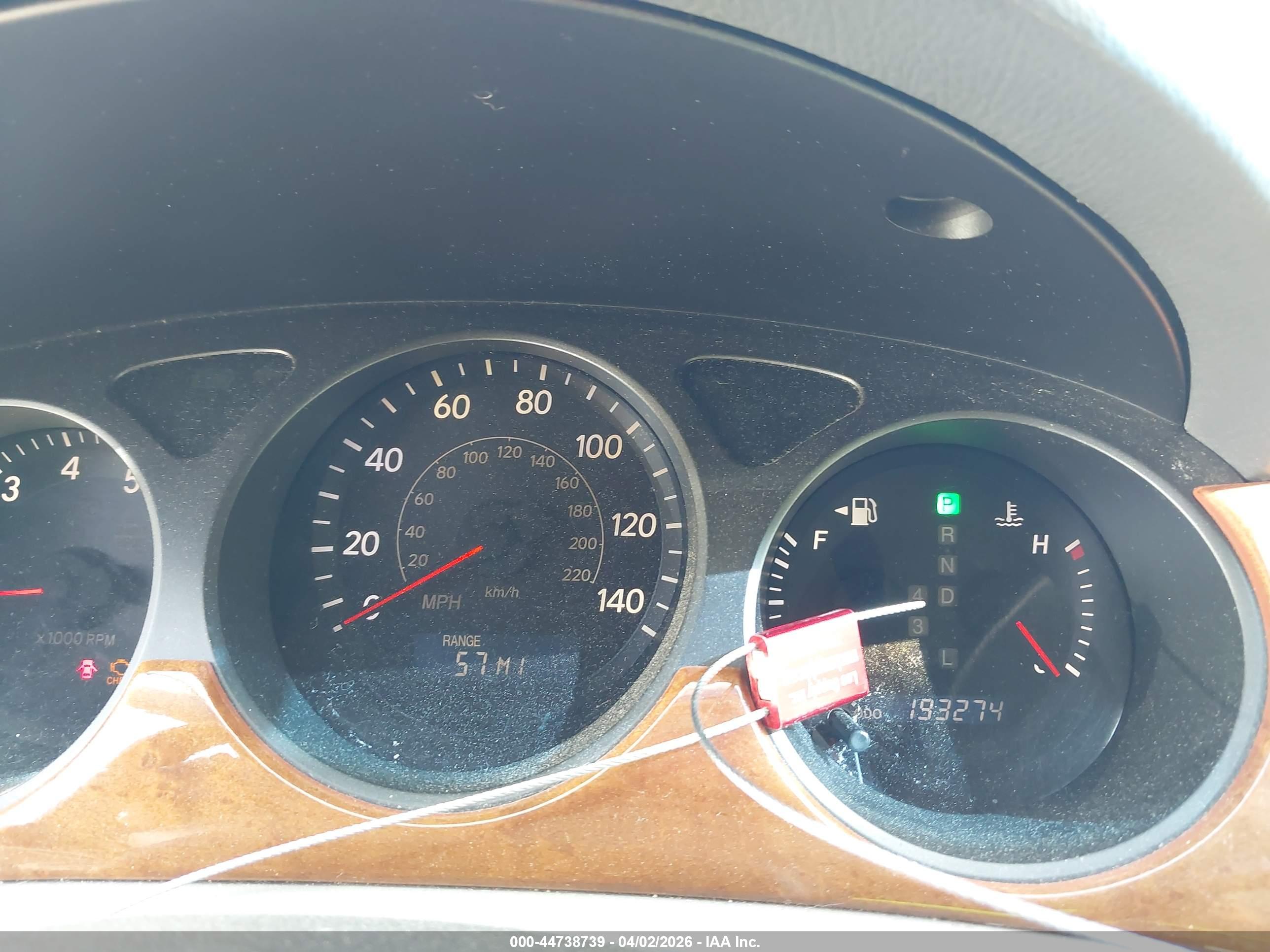 LEXUS ES image 7