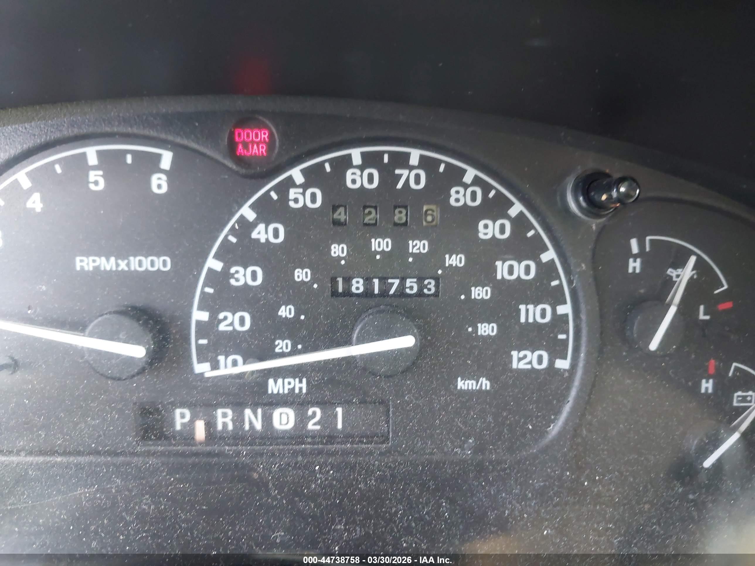 FORD EXPLORER image 7
