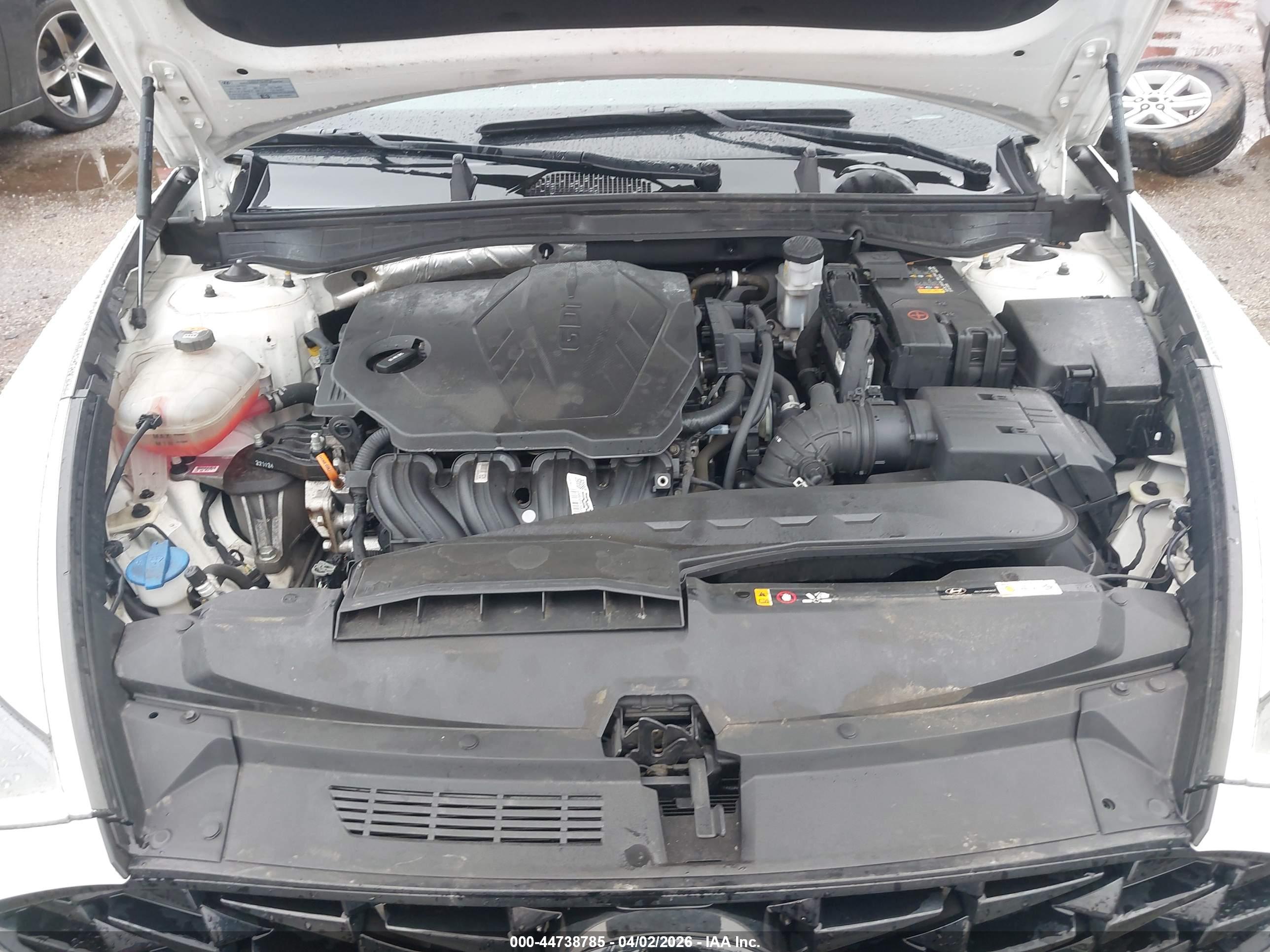 HYUNDAI SONATA image 10