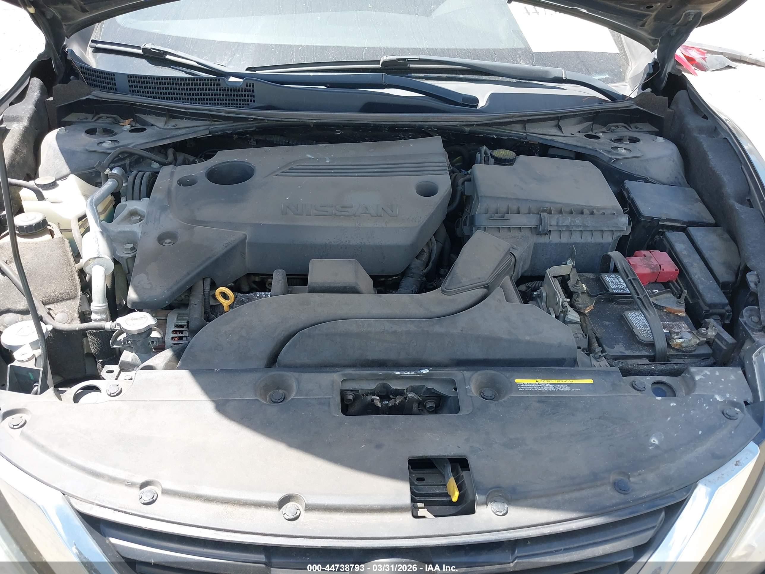 NISSAN ALTIMA image 10