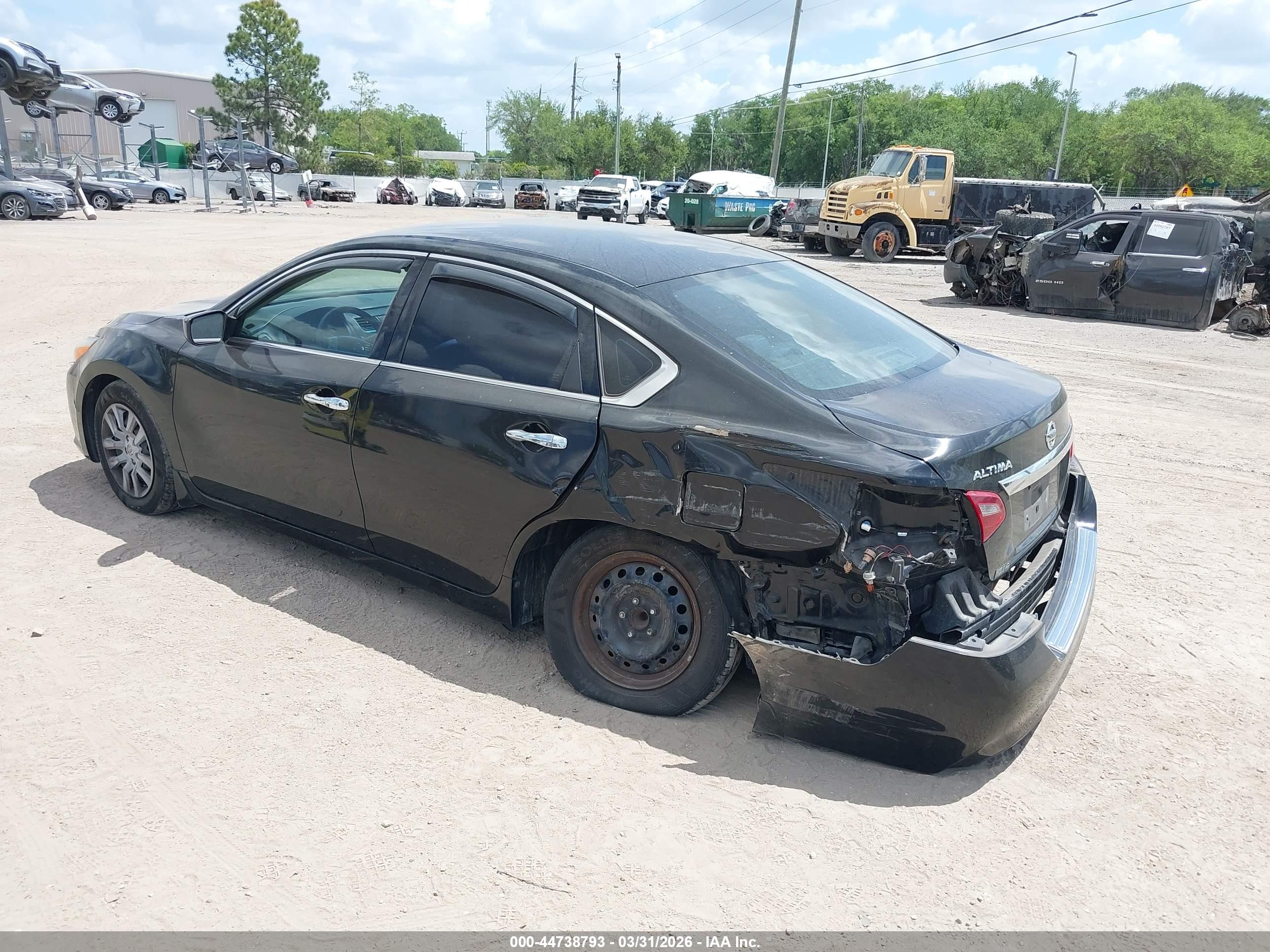 NISSAN ALTIMA image 3