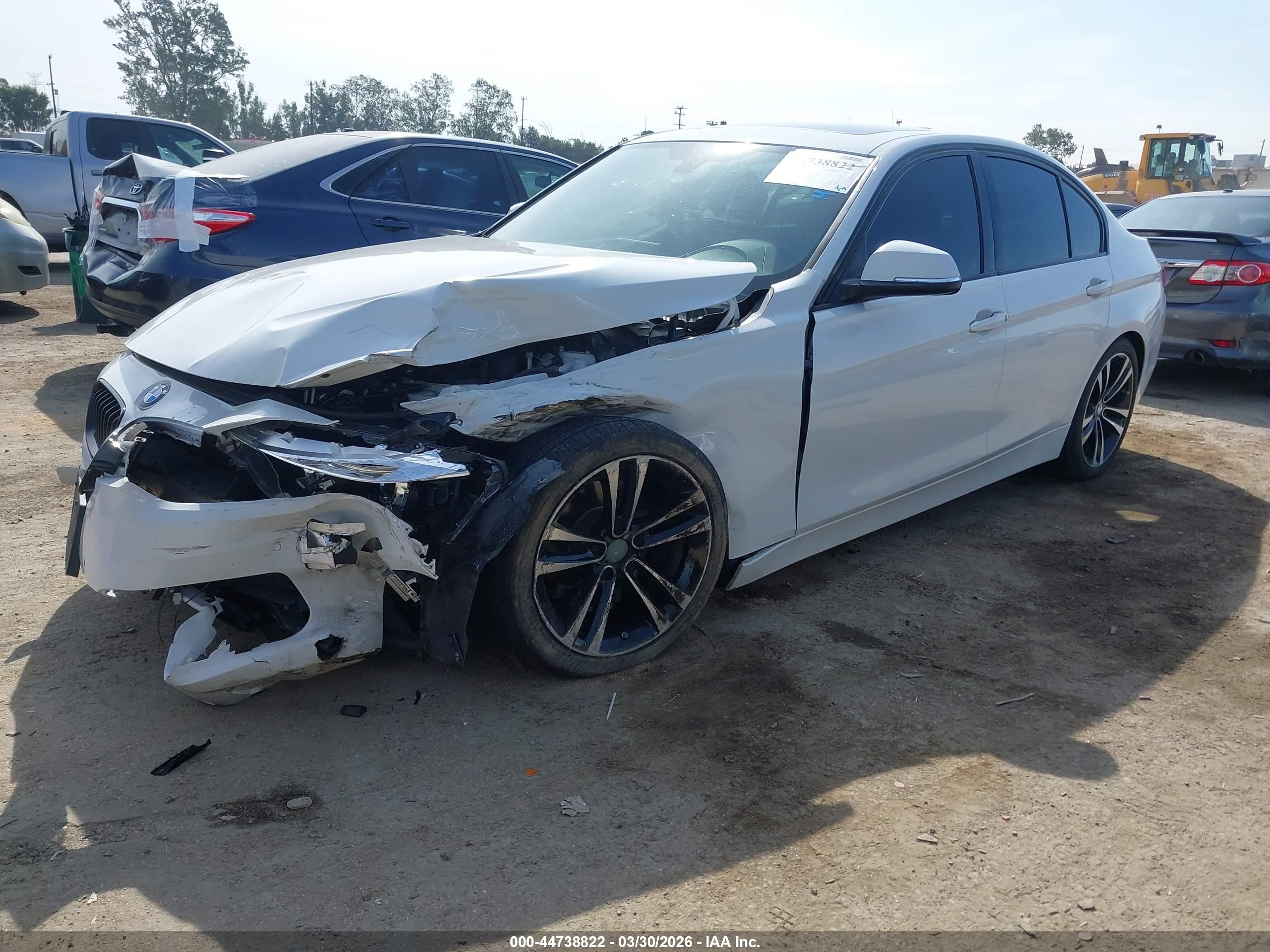 BMW 330I image 2