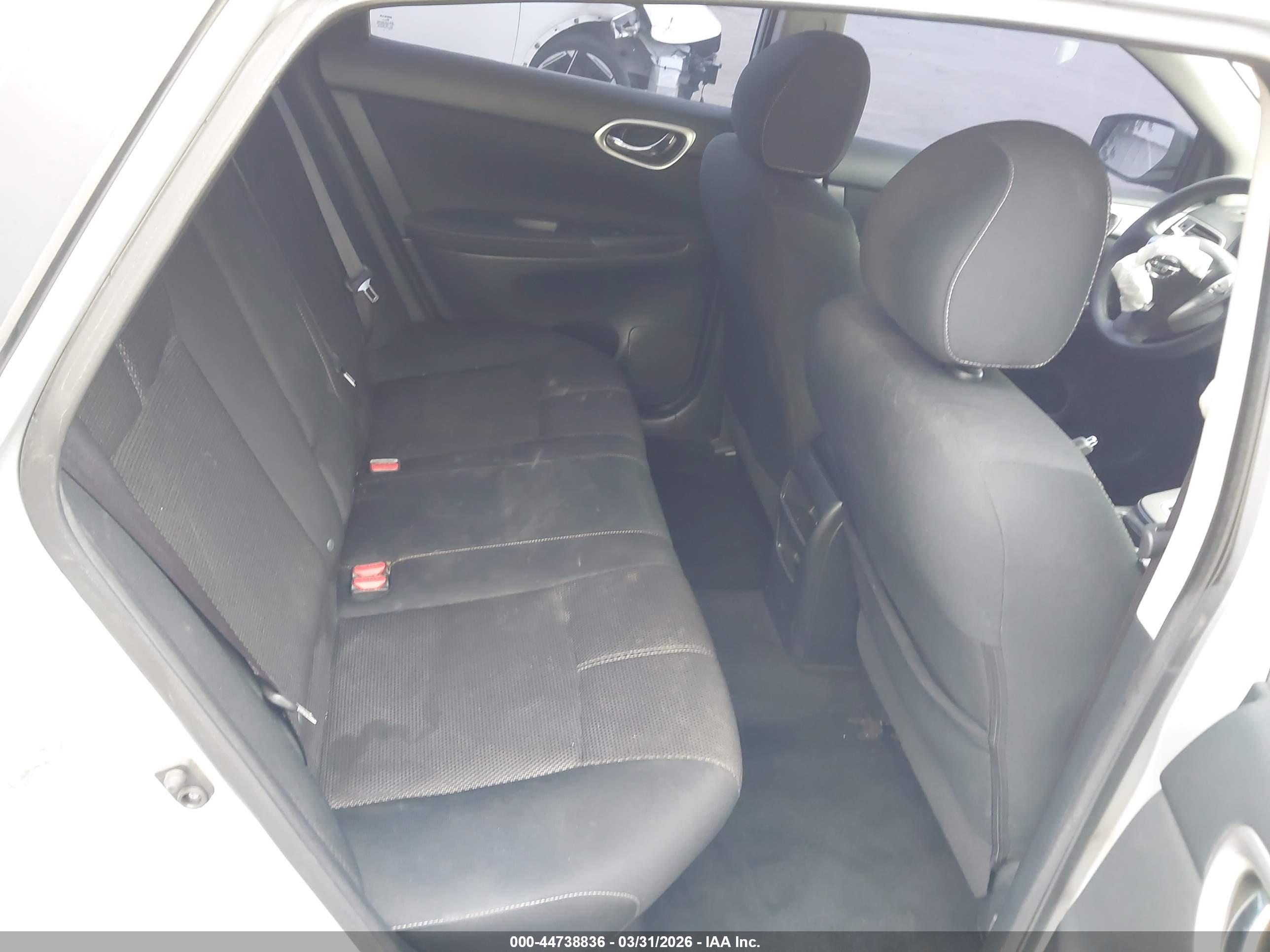 NISSAN SENTRA image 8