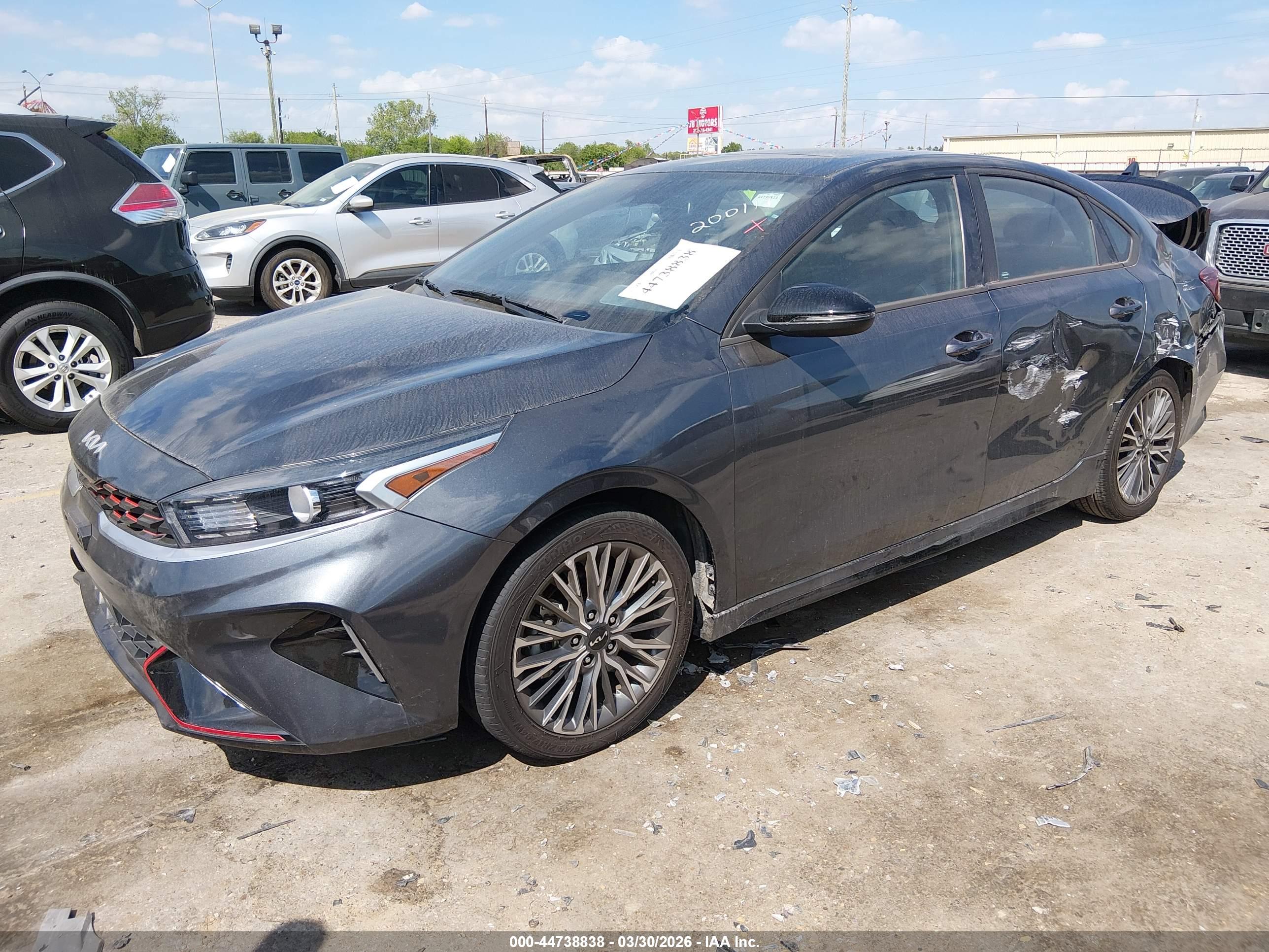 KIA FORTE image 2