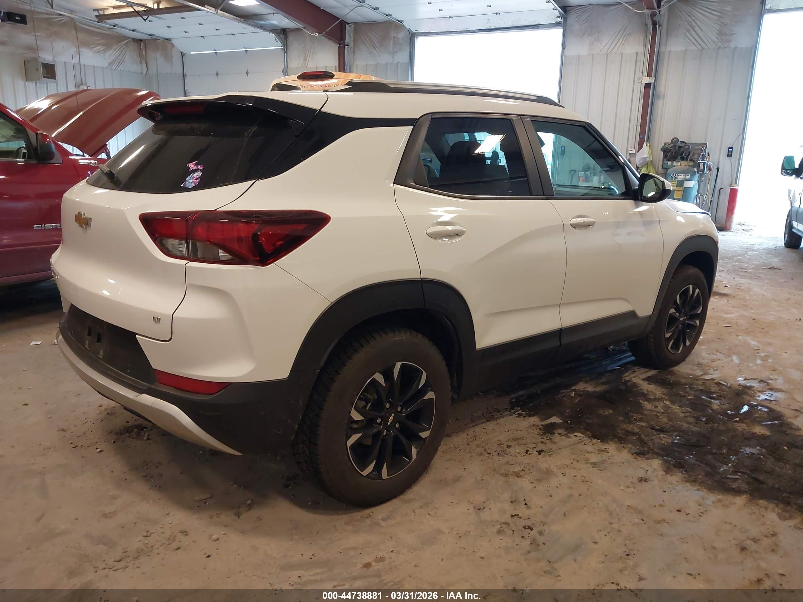 CHEVROLET TRAILBLAZER image 4
