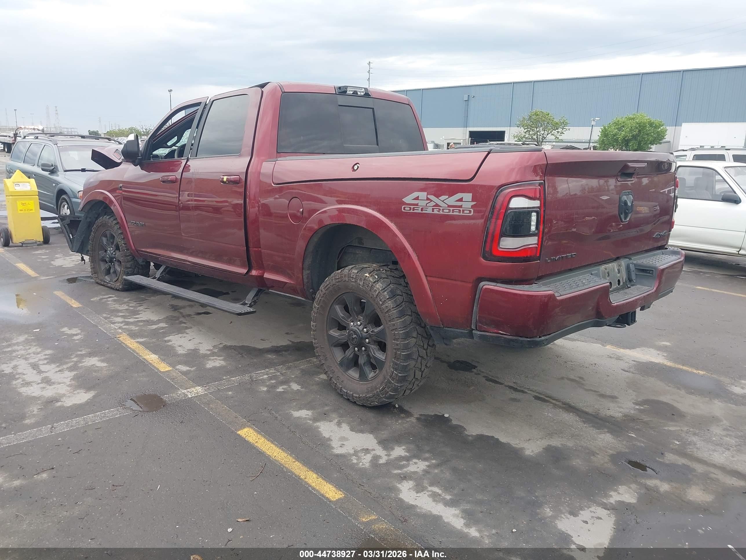 RAM 2500 image 3